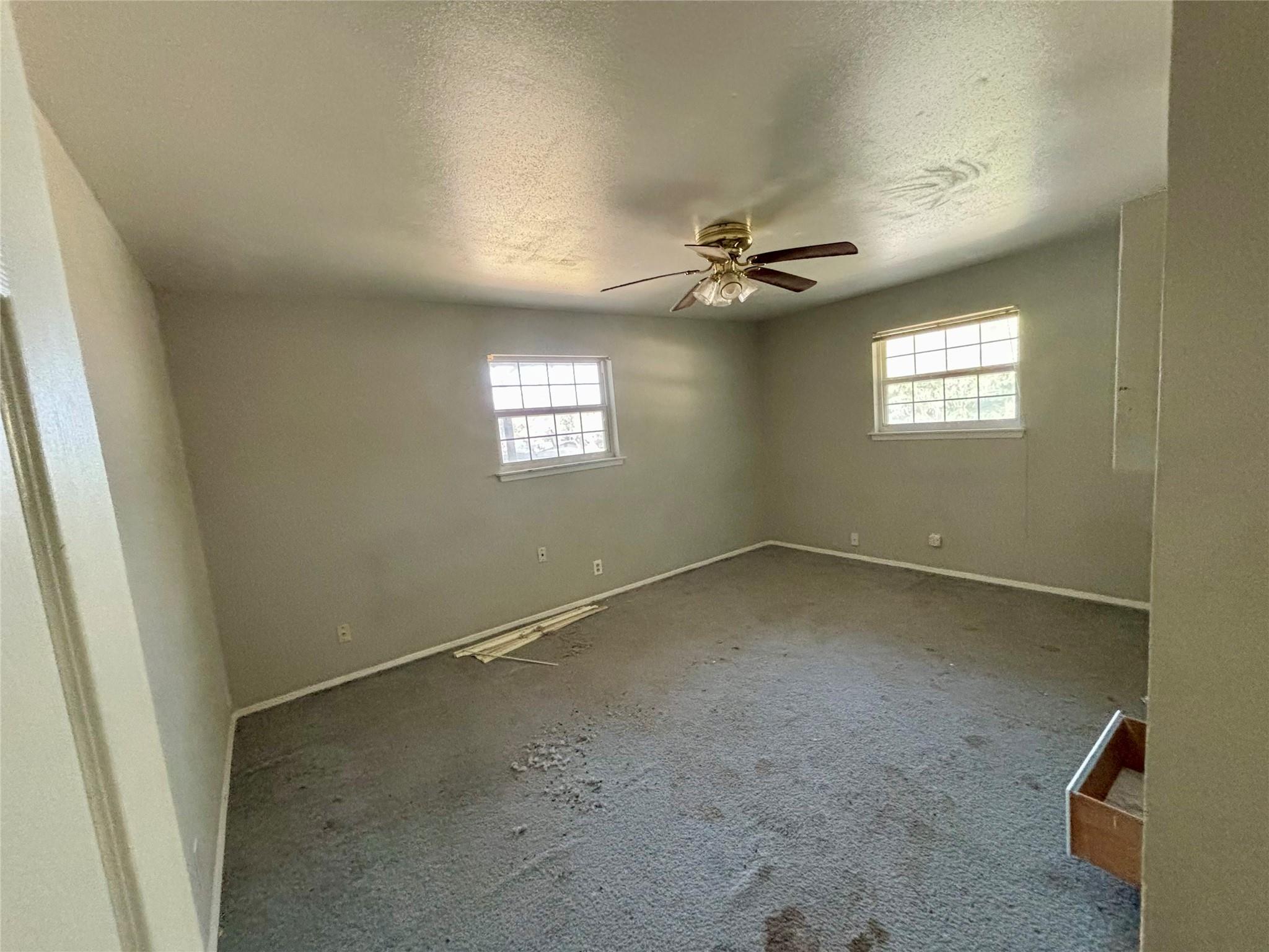 105 Kimberly Dr Property Photo 12