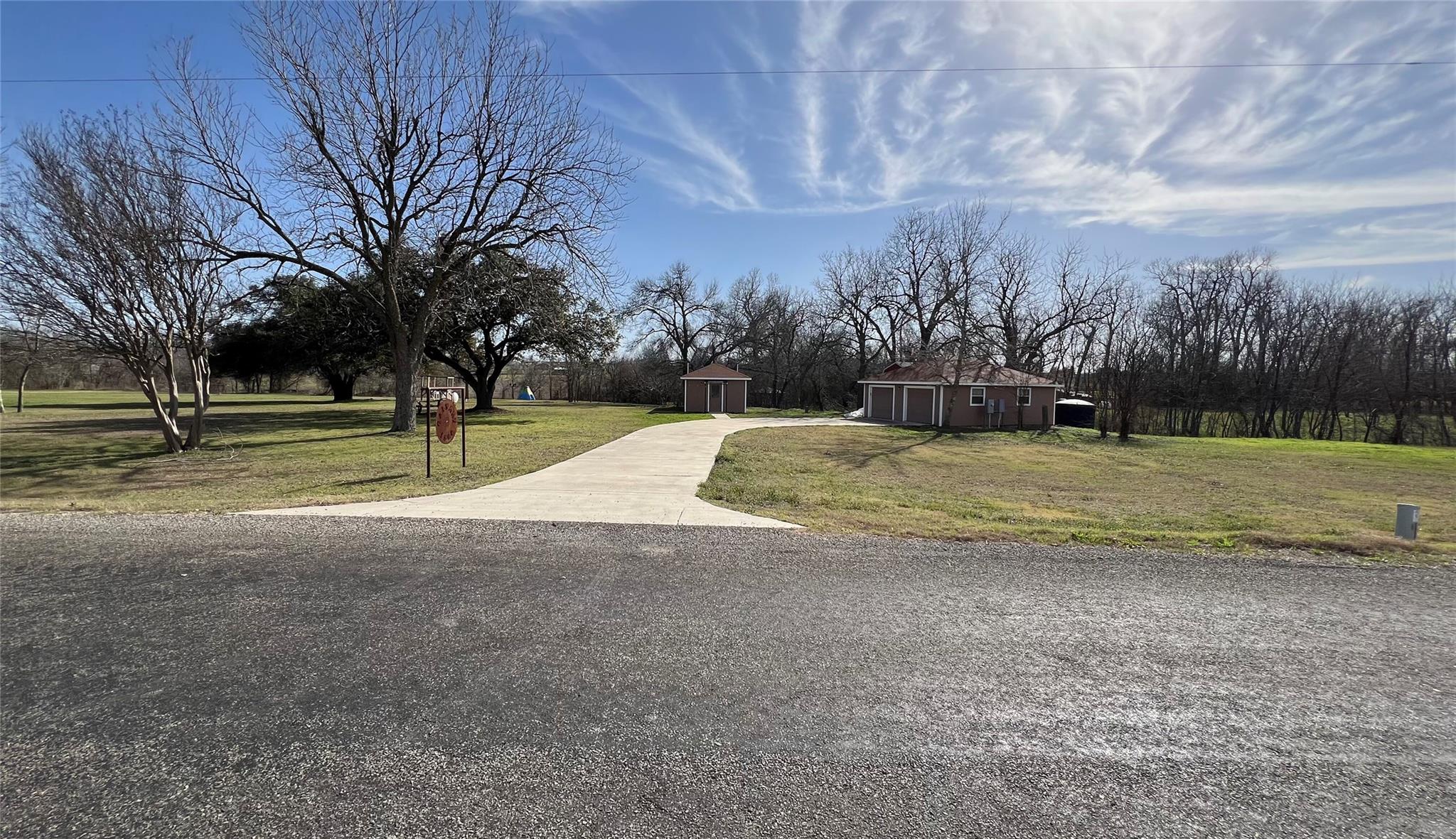 1800 County Road 330 Property Photo 14