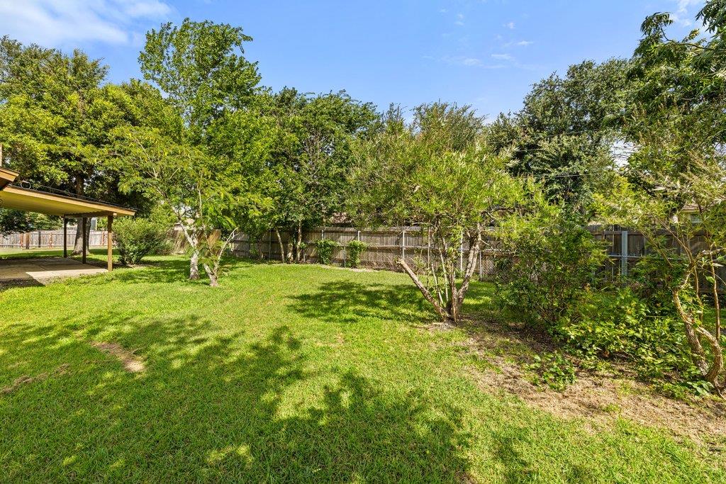 704 Brookwood Cir Property Photo 33