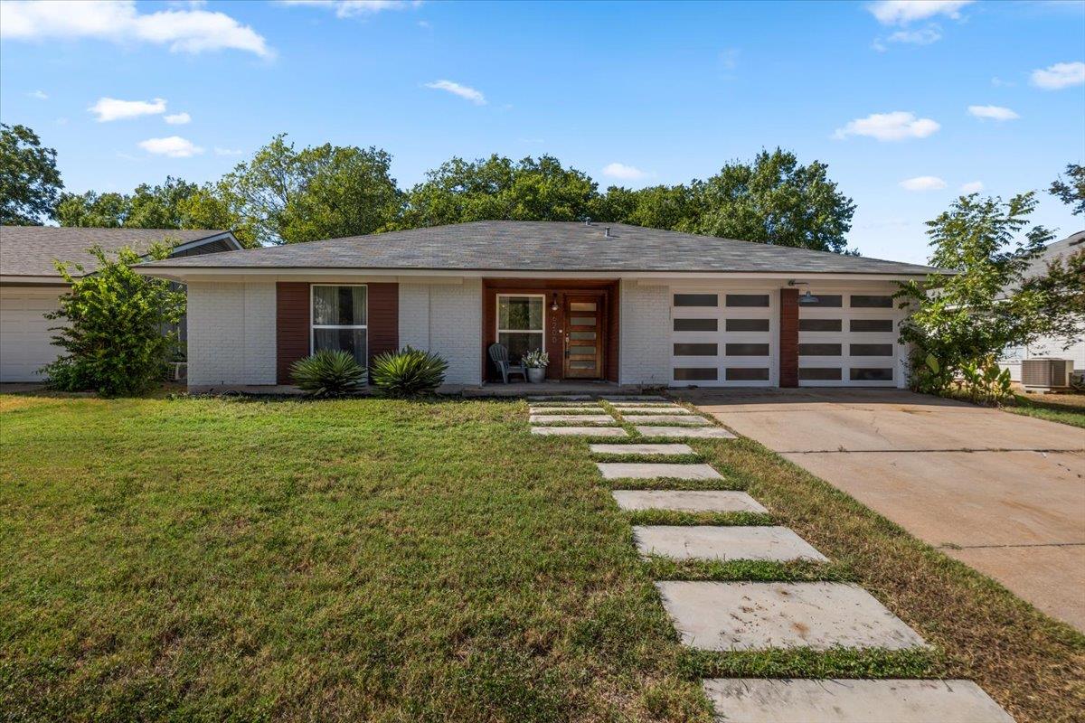 6200 Blarwood Dr Property Photo 1