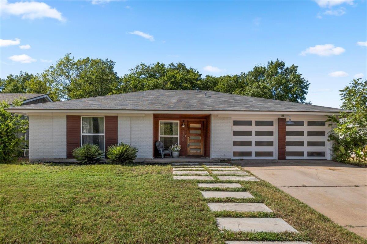 6200 Blarwood Dr Property Photo 1
