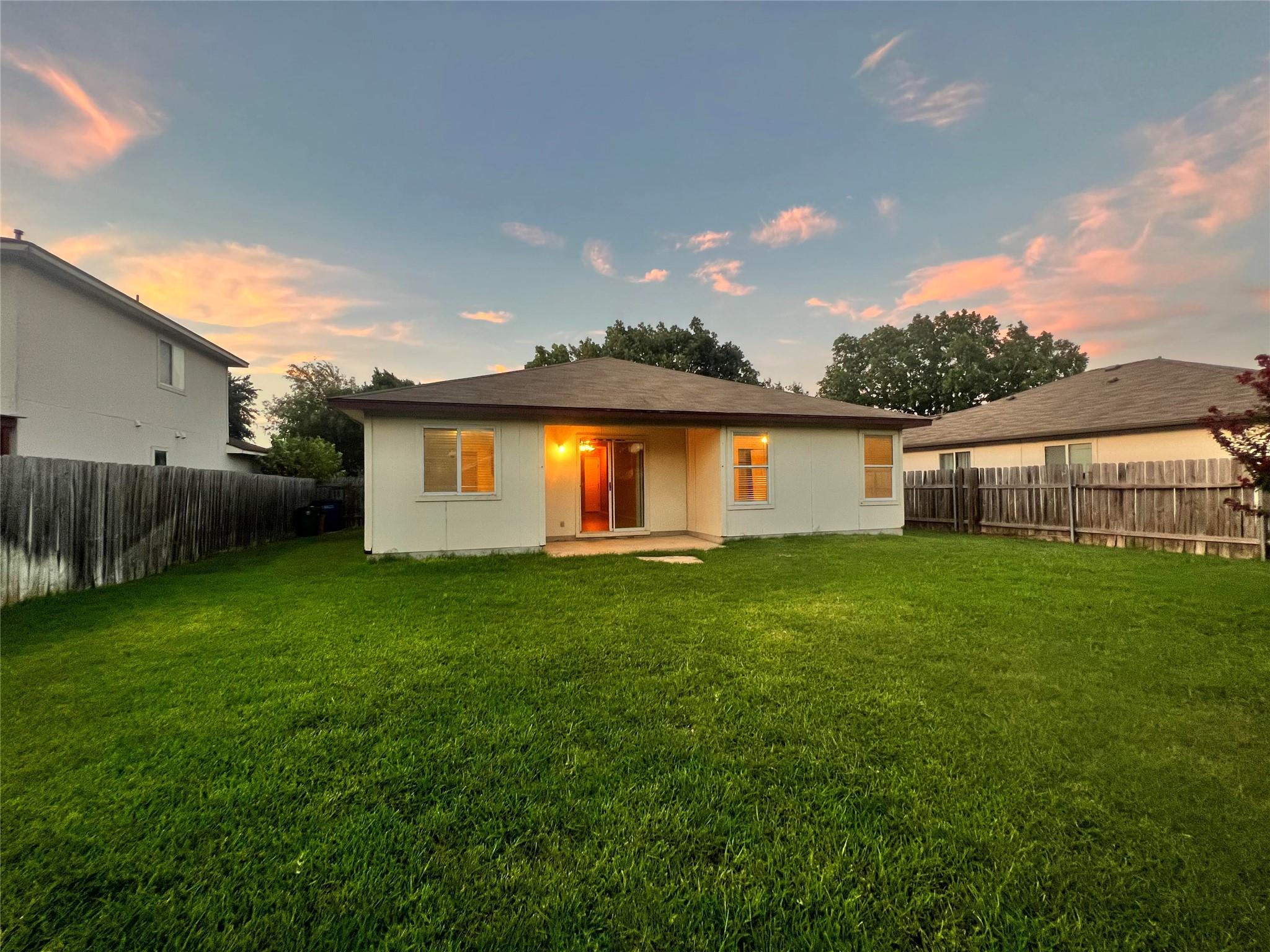 6901 Broad Brook Dr Property Photo