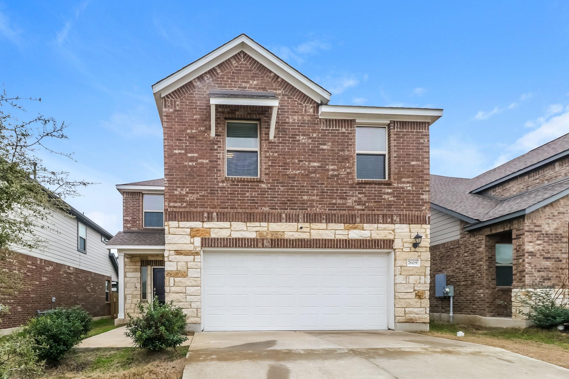 7609 Saginaw Dr Property Photo 1