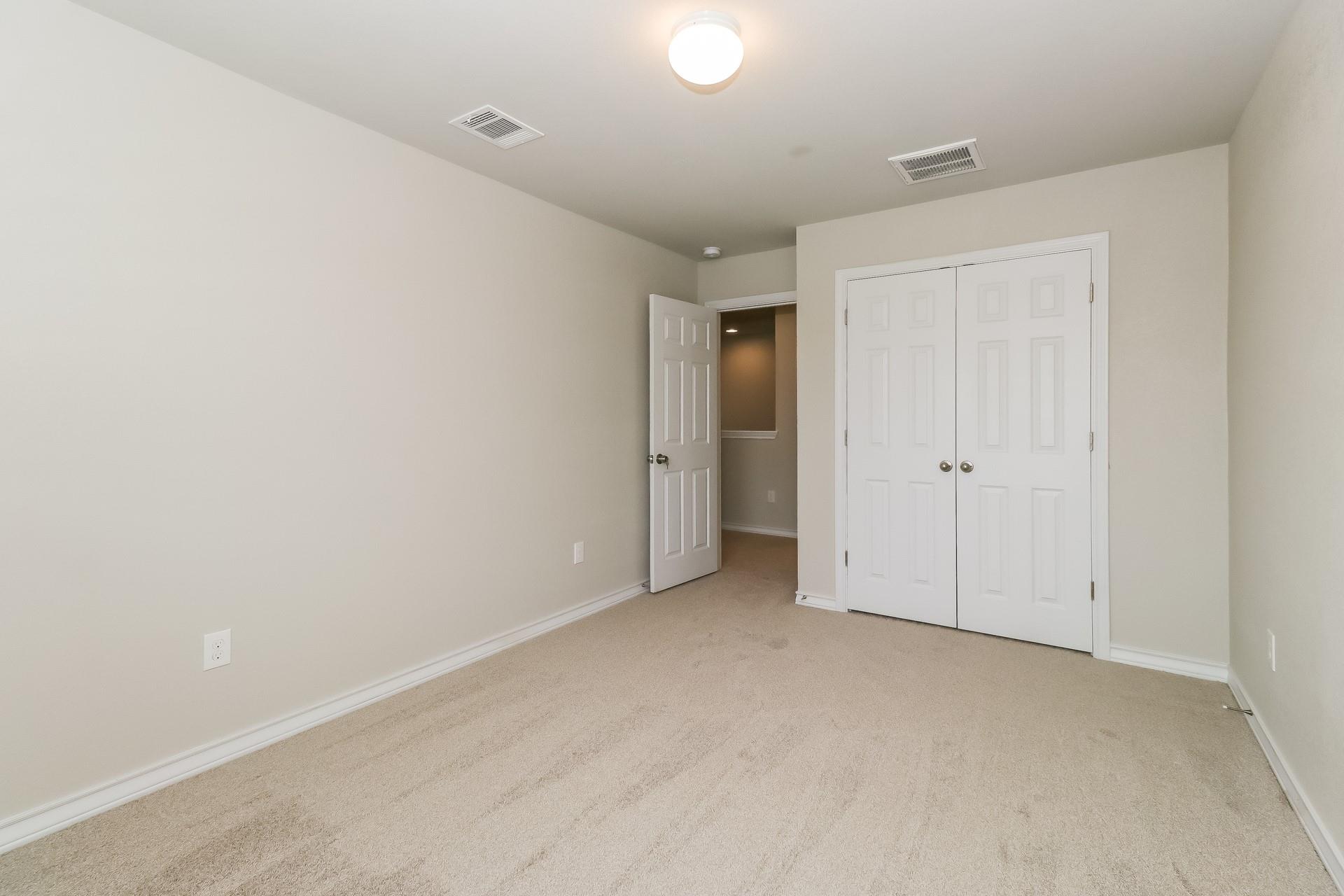 7609 Saginaw Dr Property Photo 24