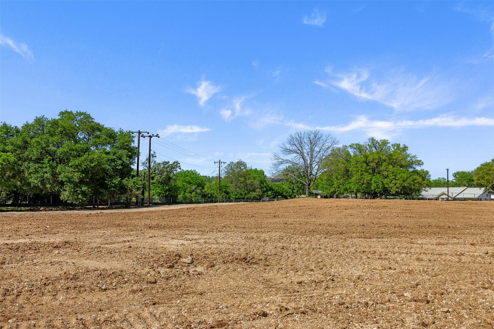 1010 E Industry St Property Photo 3