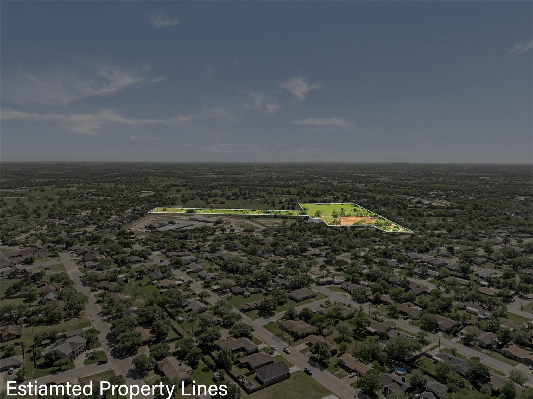 1010 E Industry St Property Photo 9