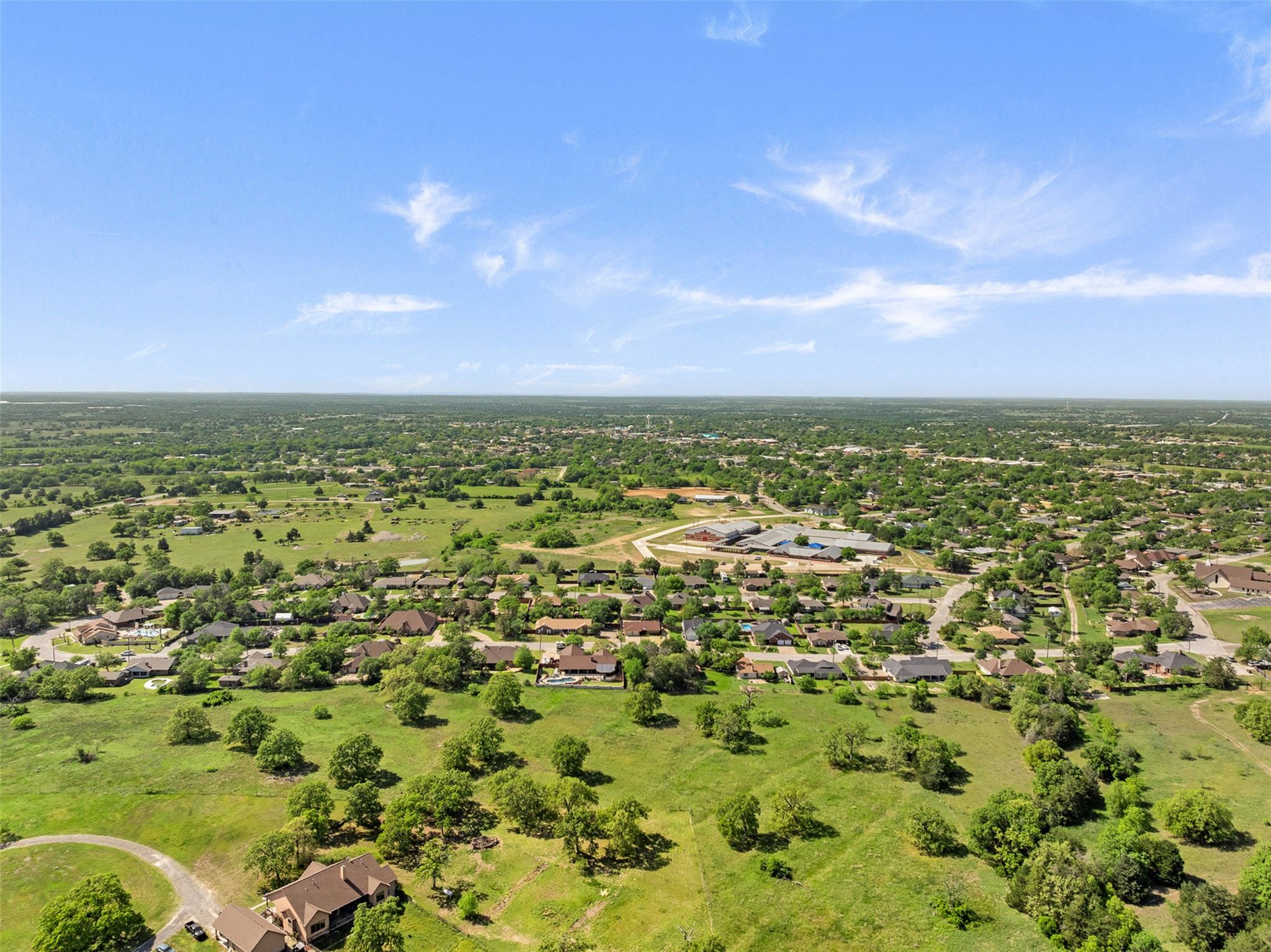 1010 E Industry St Property Photo 12