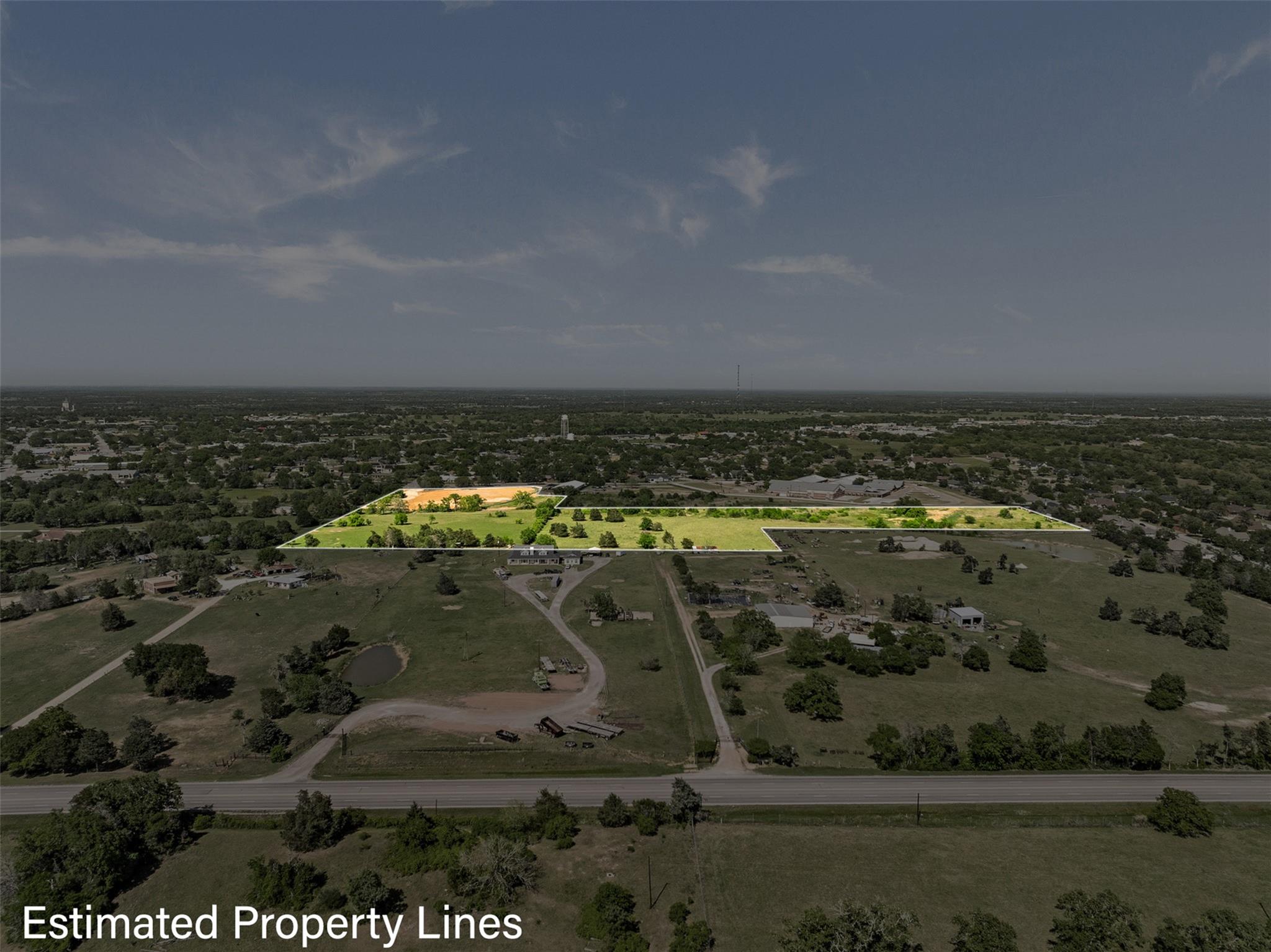 1010 E Industry St Property Photo 13