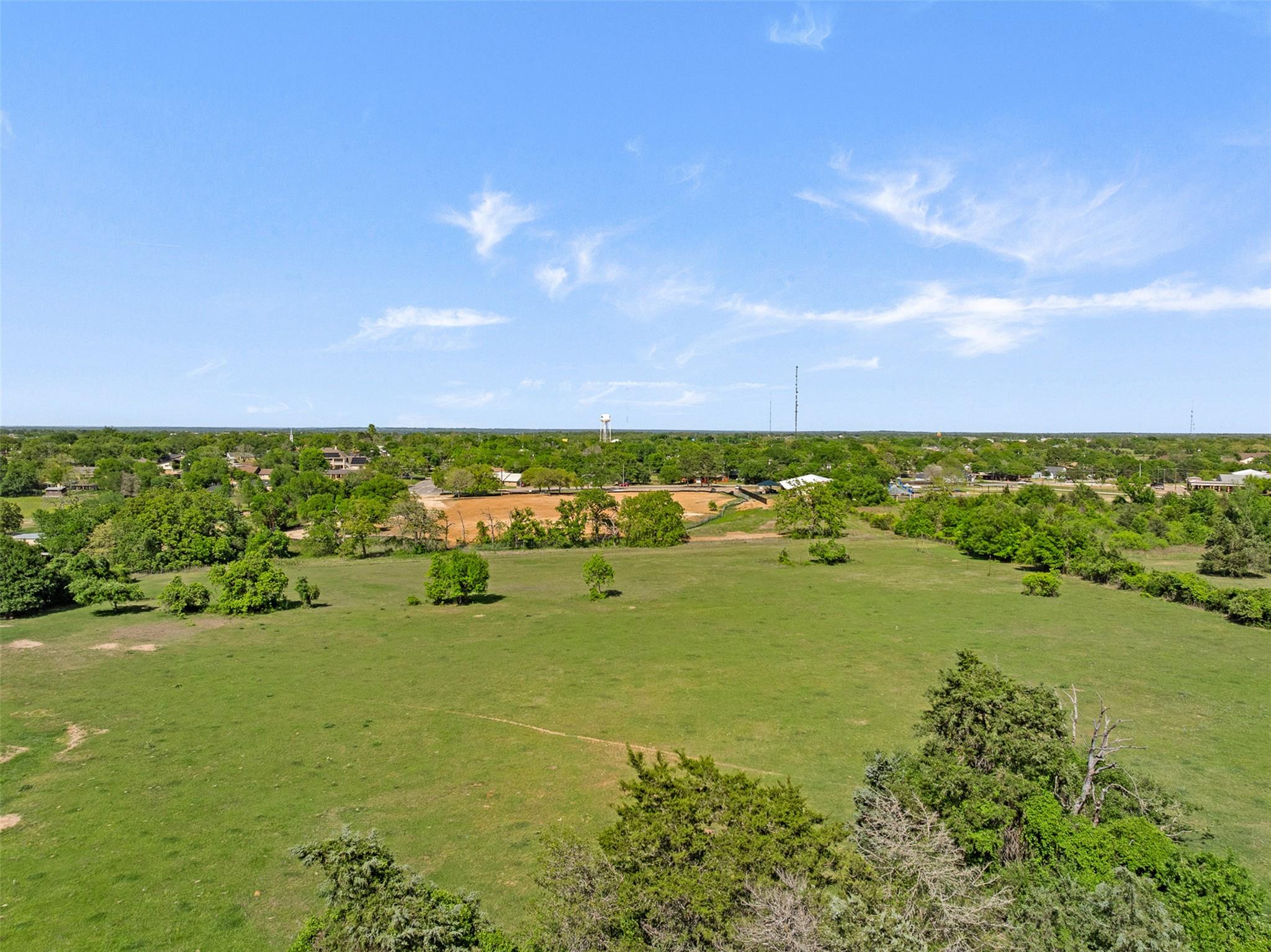 1010 E Industry St Property Photo 17