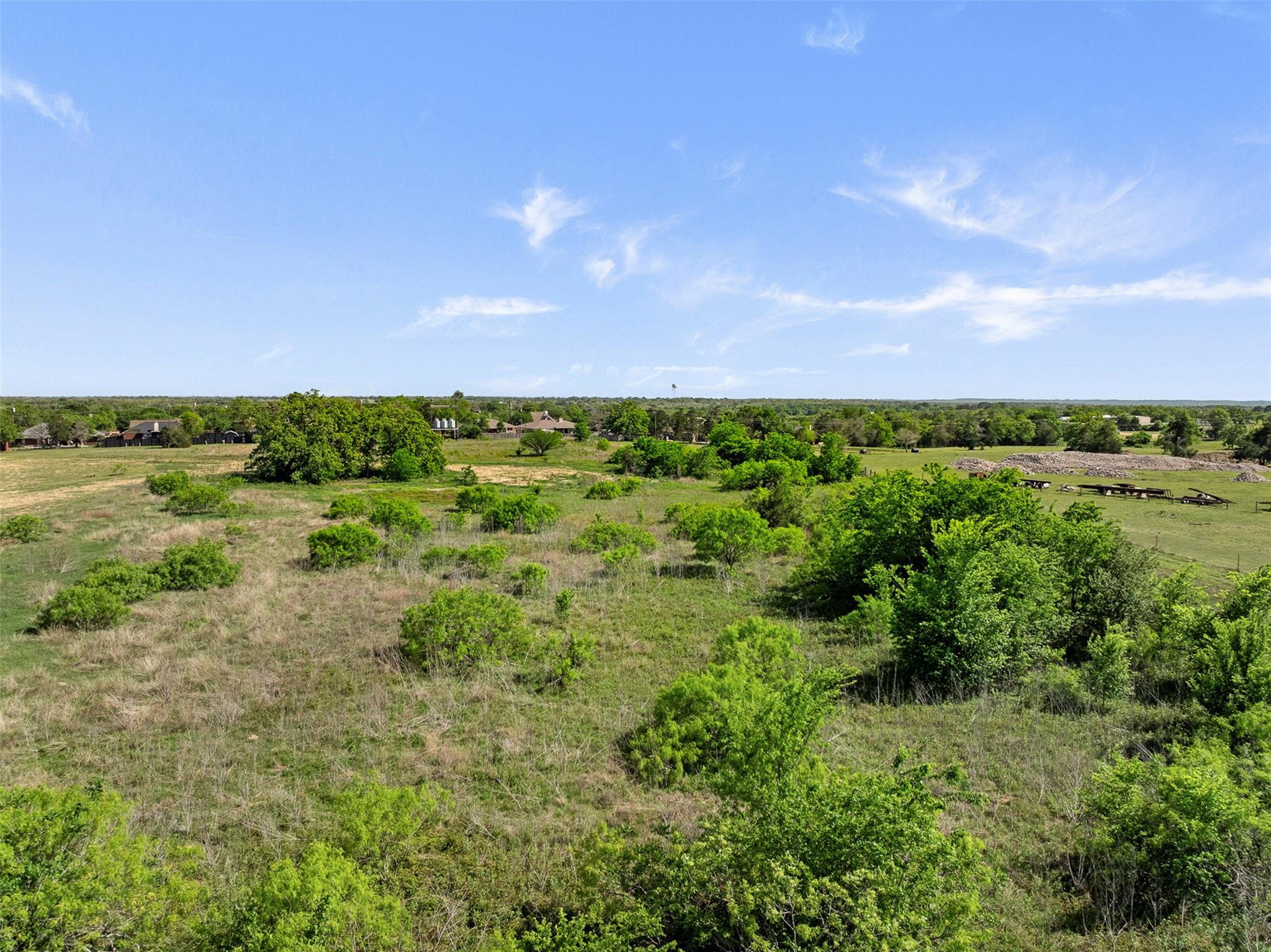 1010 E Industry St Property Photo 23