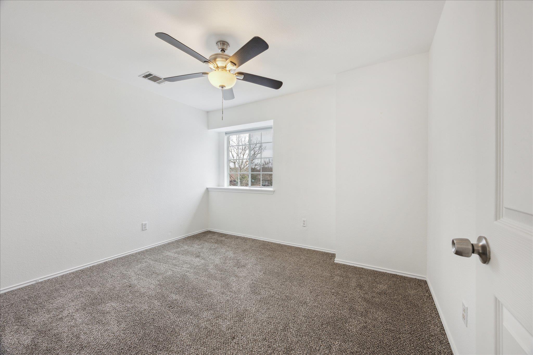 2627 Claudia Dr Property Photo 11