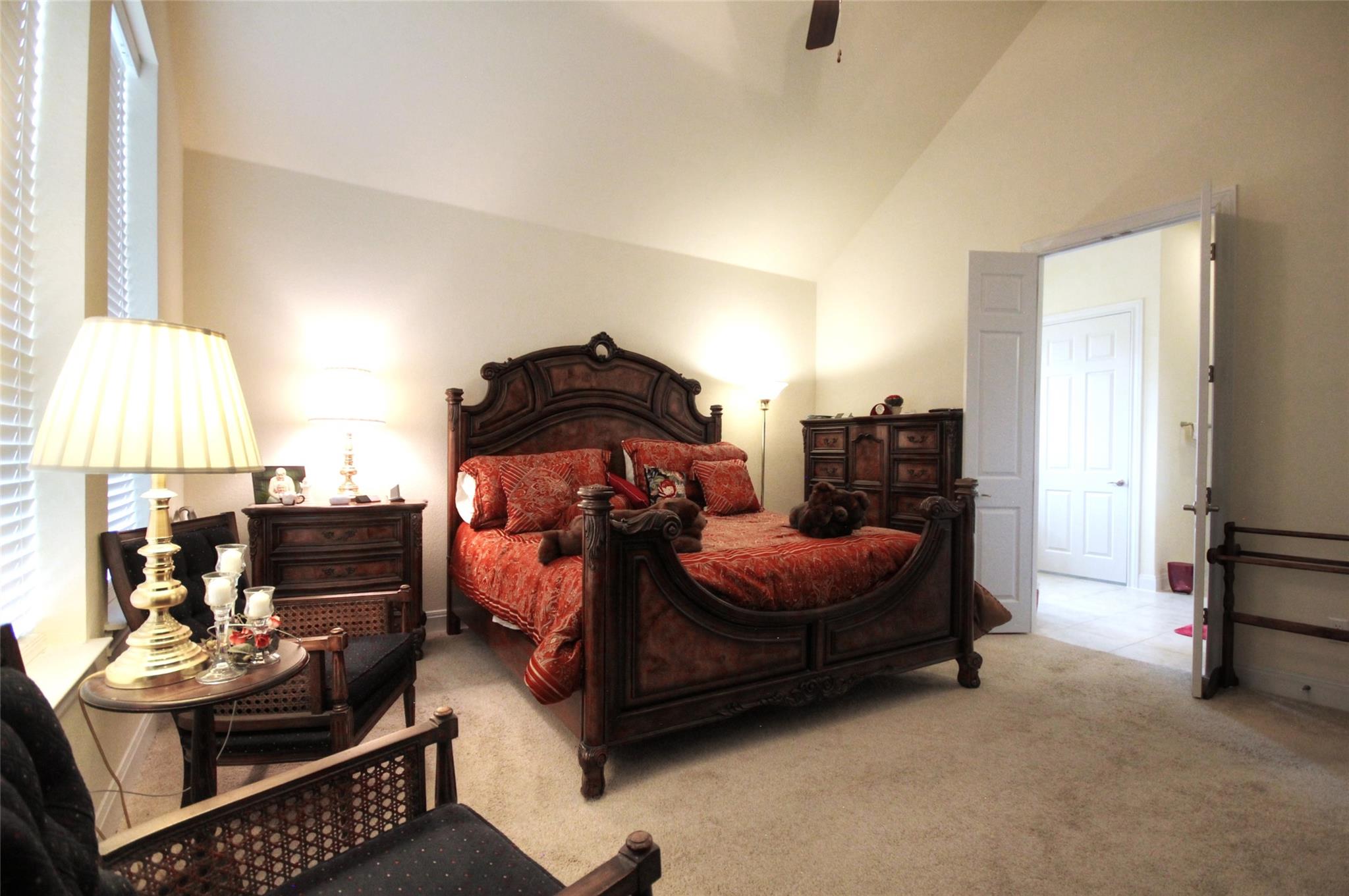 101 Rocky Summit Ct Property Photo 13