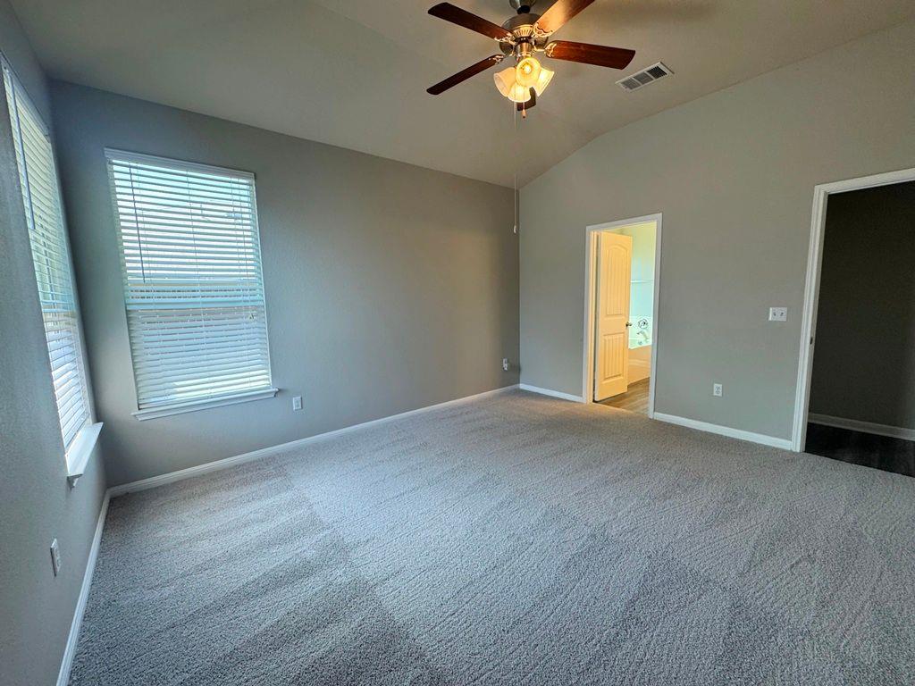 120 Kingfisher Ln Property Photo 15