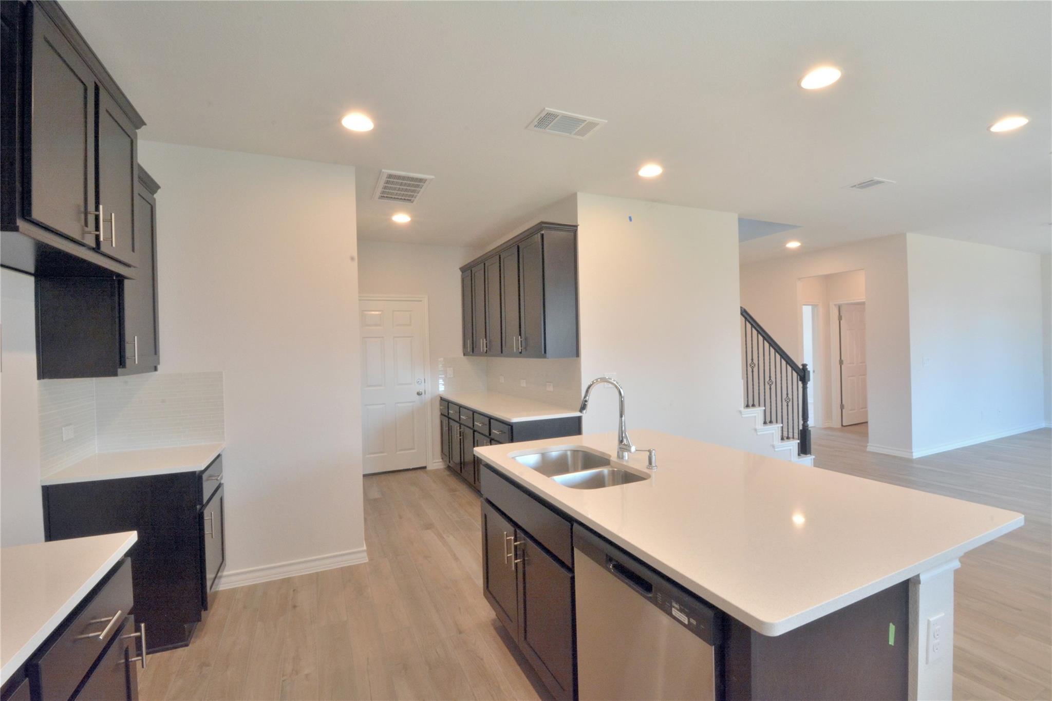 349 Capstone Rd Property Photo 5
