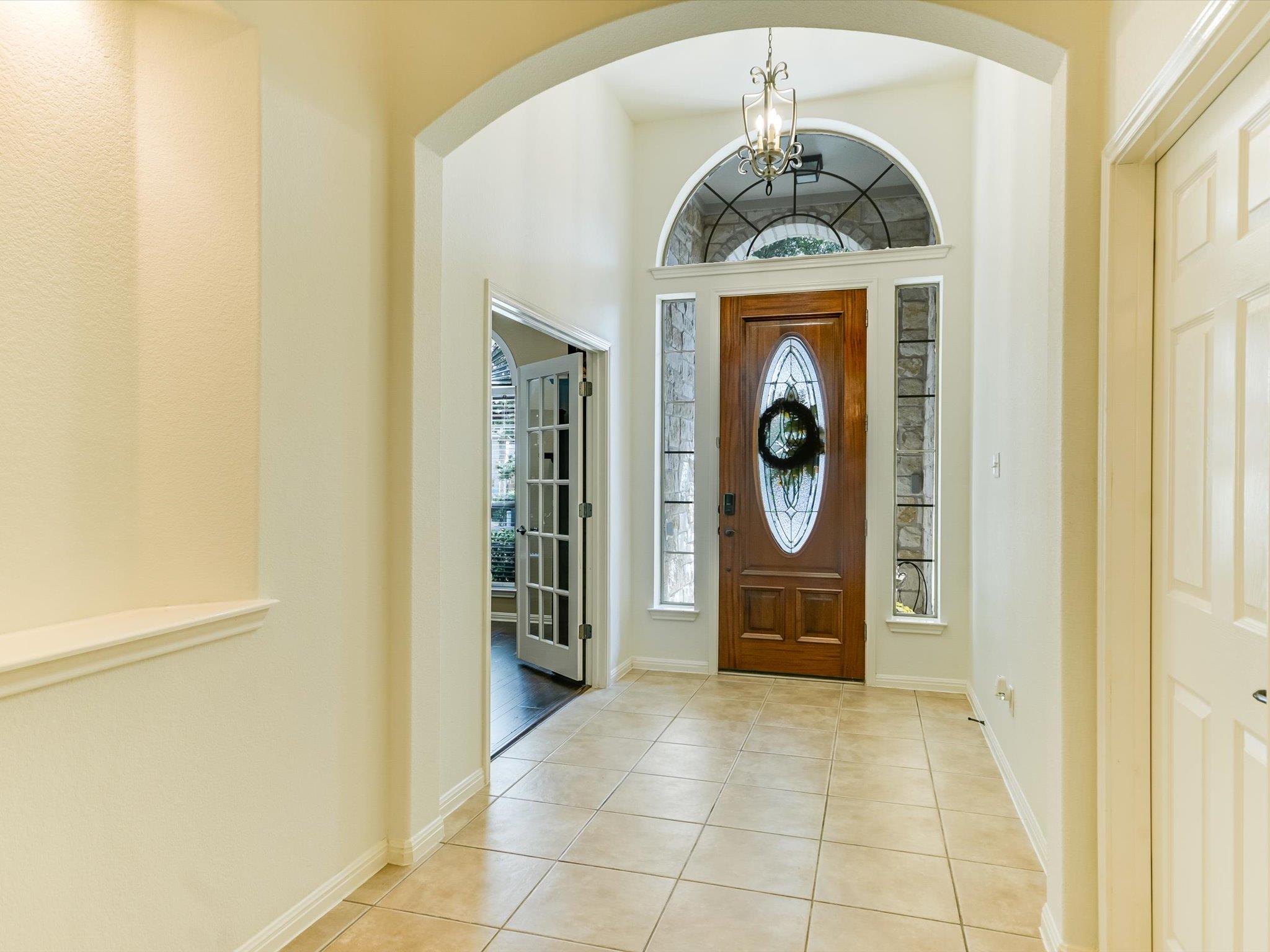 11601 Via Grande Dr Property Photo 3