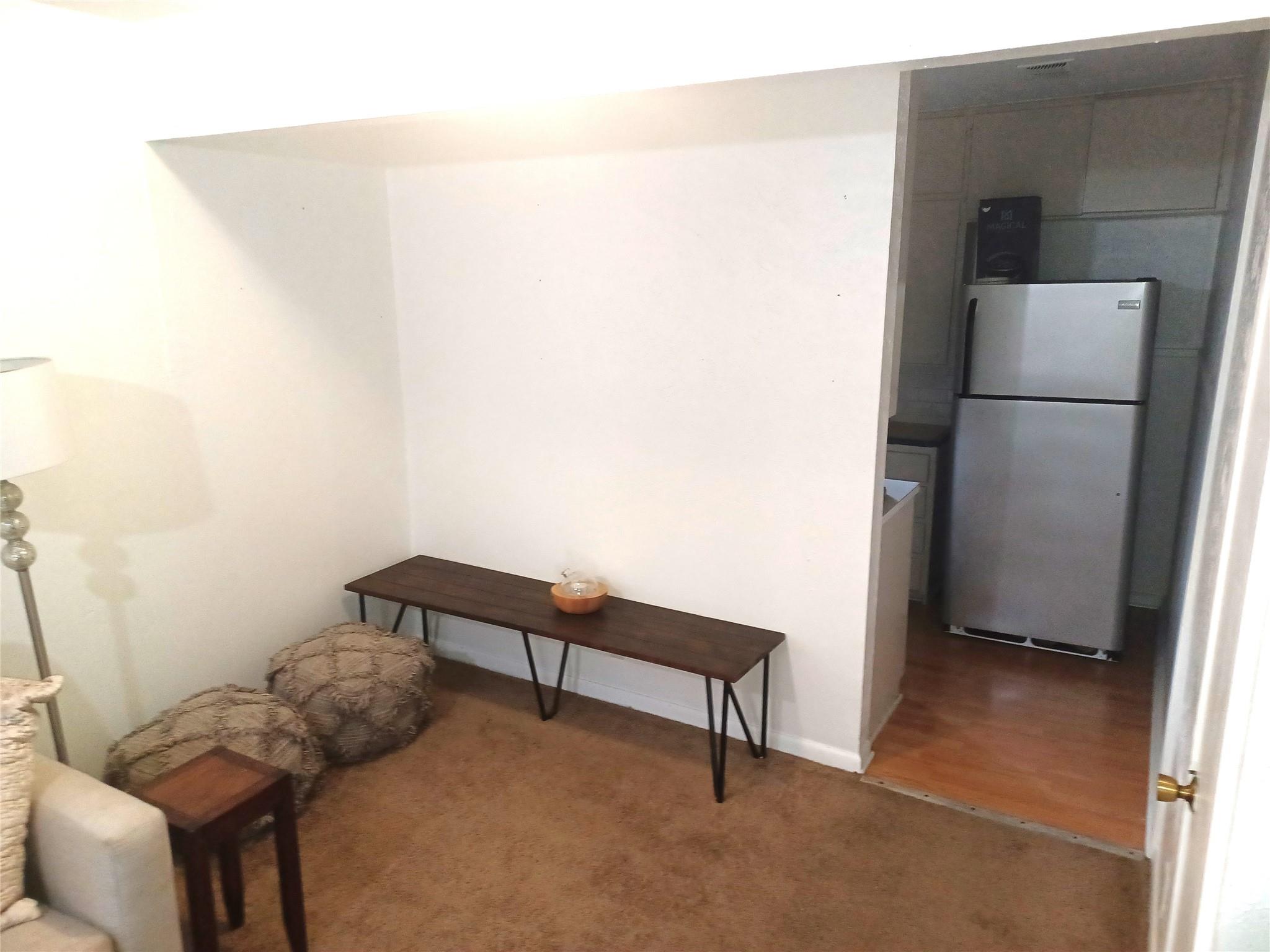 2808 Windsor Rd #b Property Photo 6