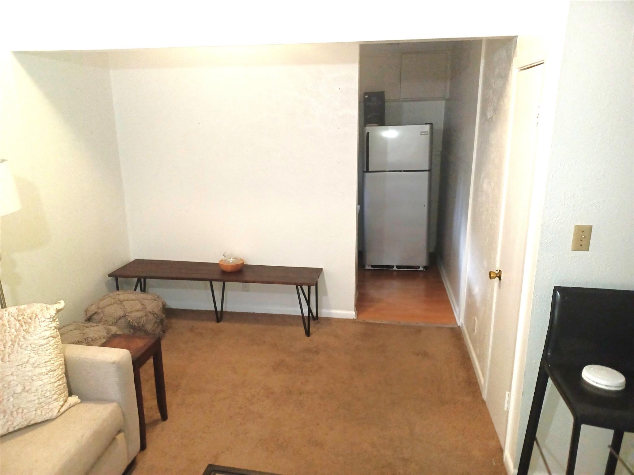 2808 Windsor Rd #b Property Photo 7