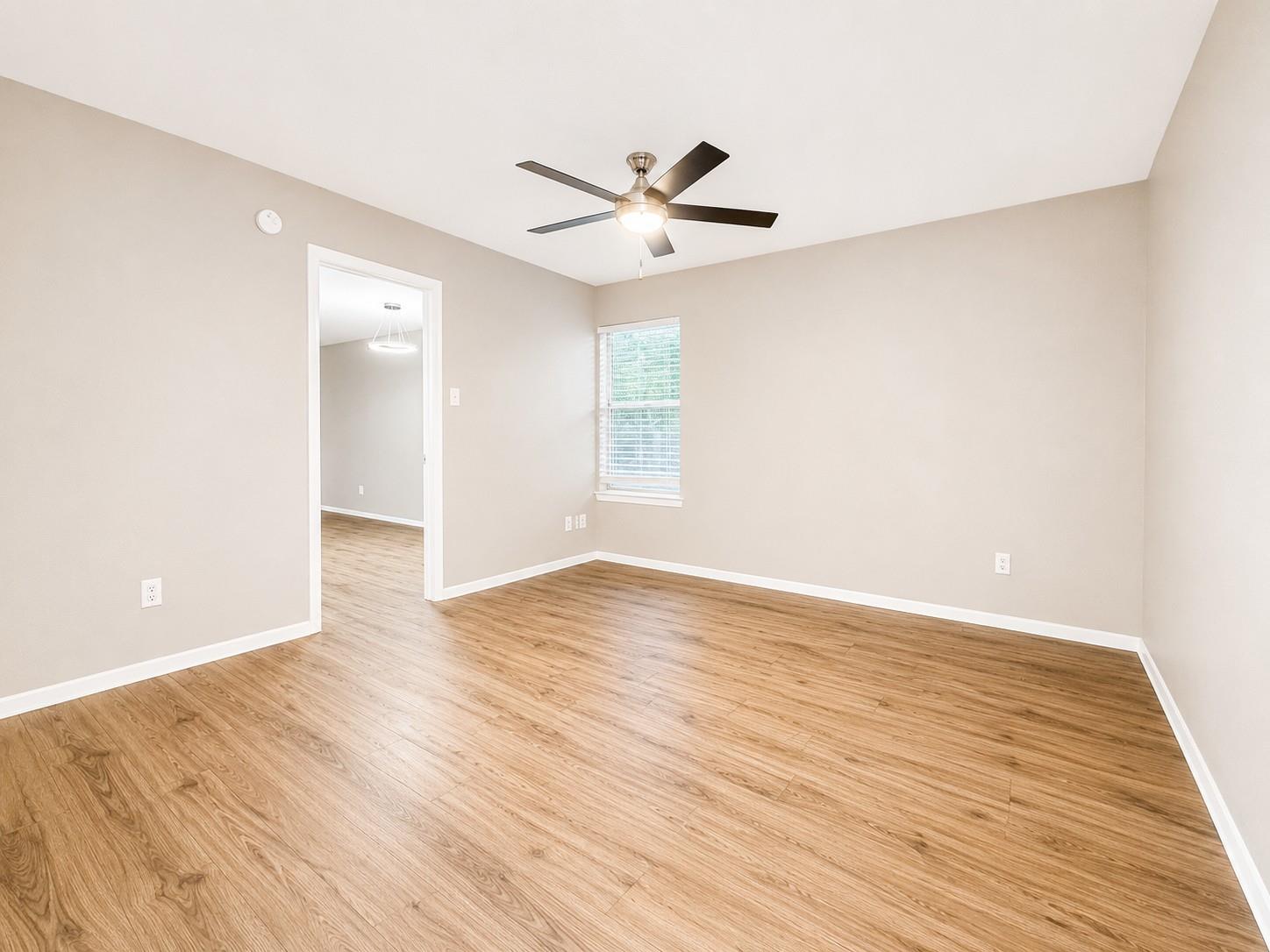 10507 Mellow Mdws #10201 Property Photo 8