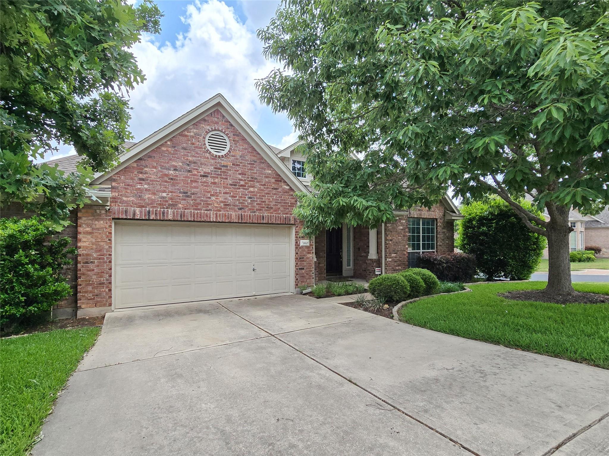 9901 Bundoran Dr Property Photo