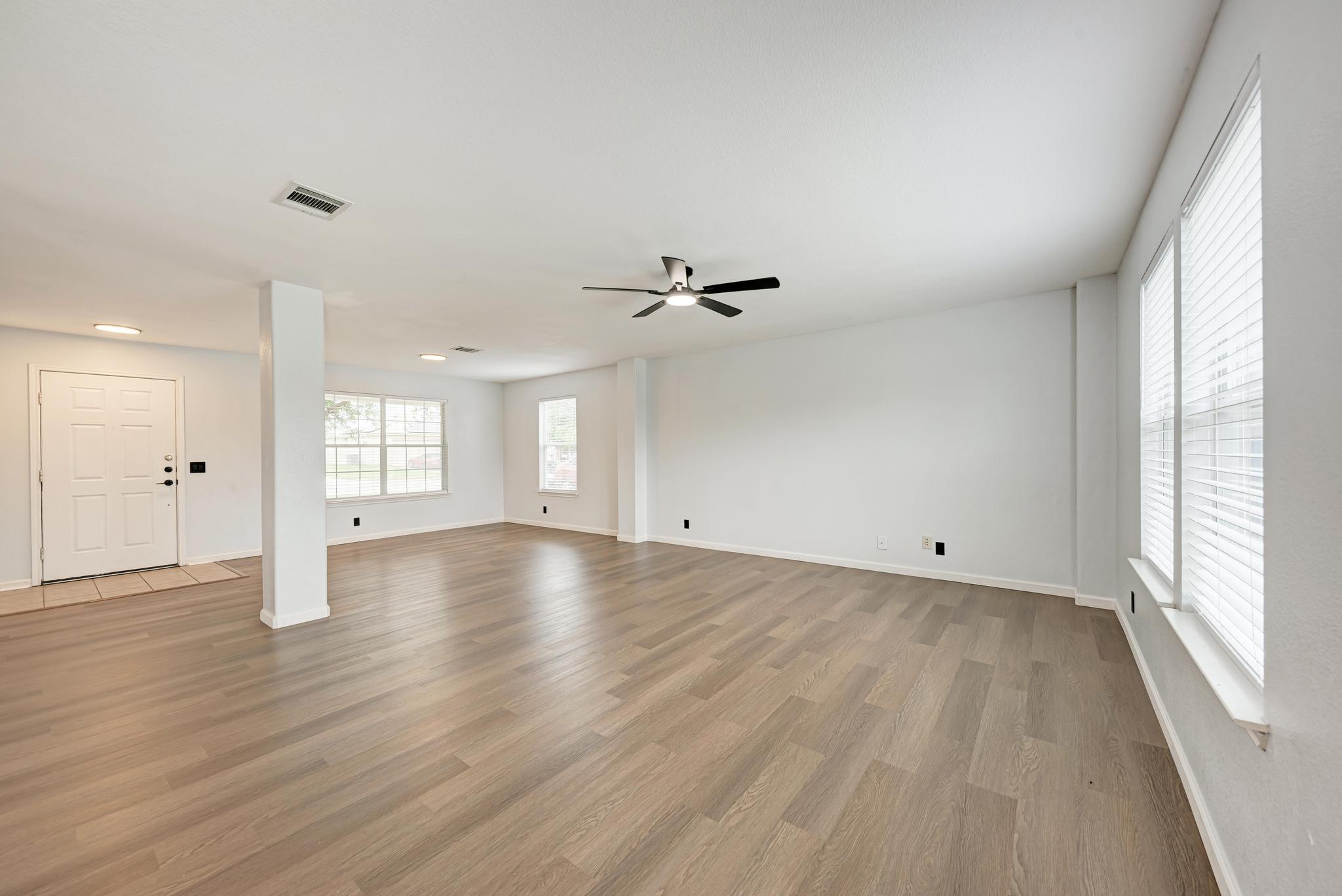 125 Holland St Property Photo 11