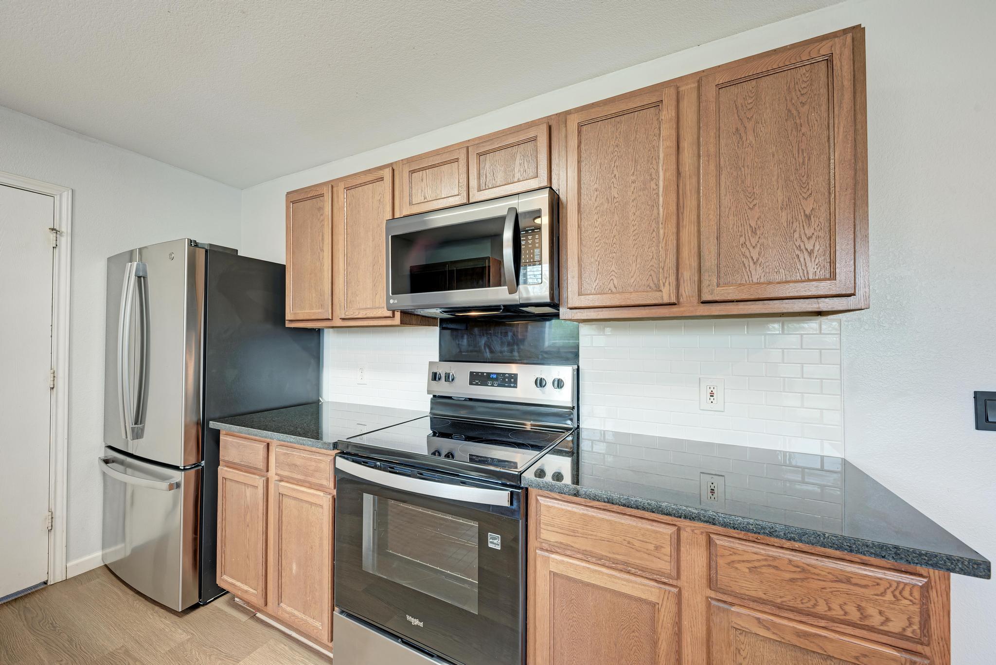 125 Holland St Property Photo 18