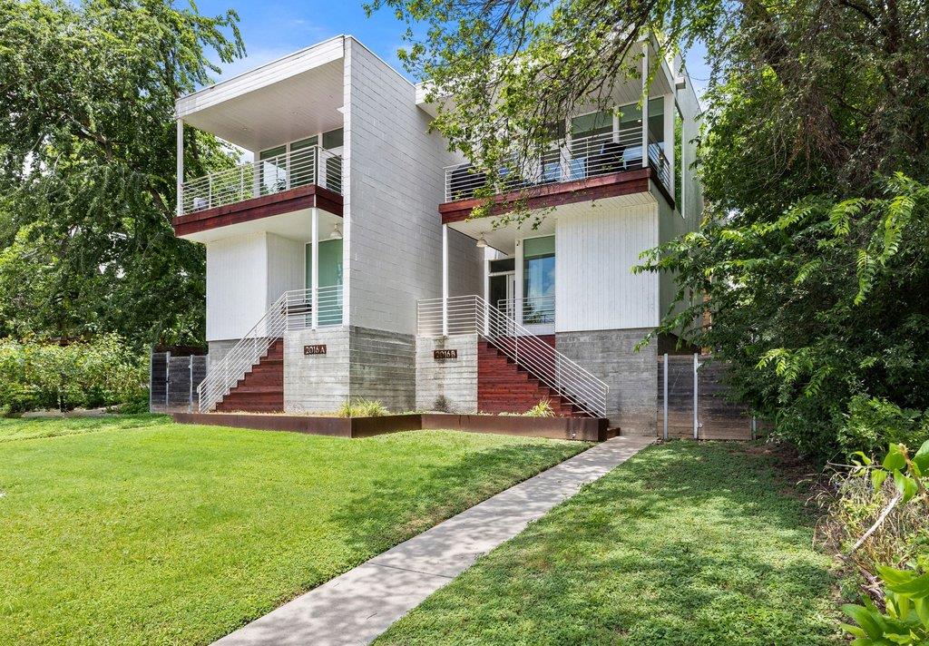 2016 Jesse E Segovia St #b Property Photo 1