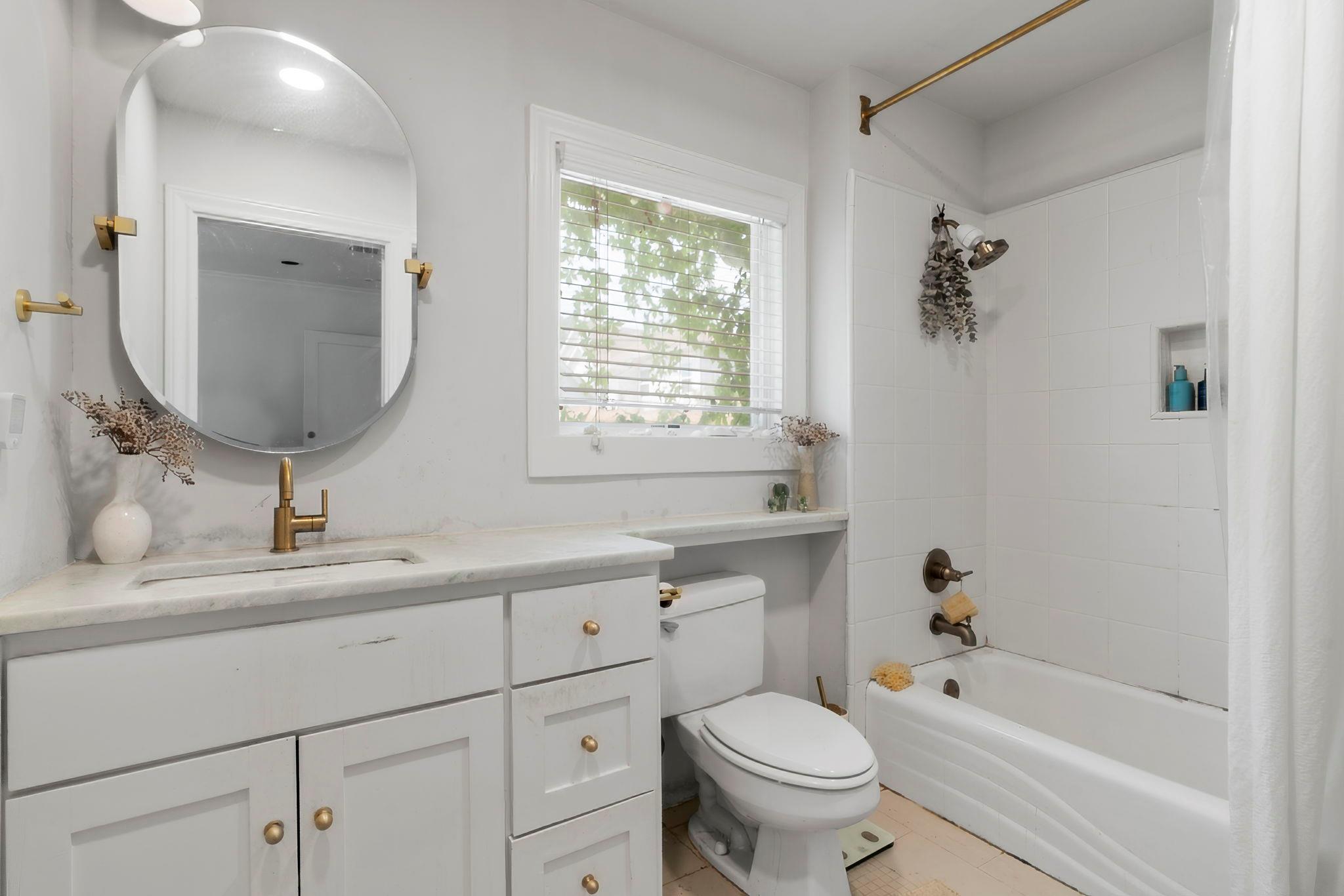 3004 Oakmont Blvd Property Photo 18