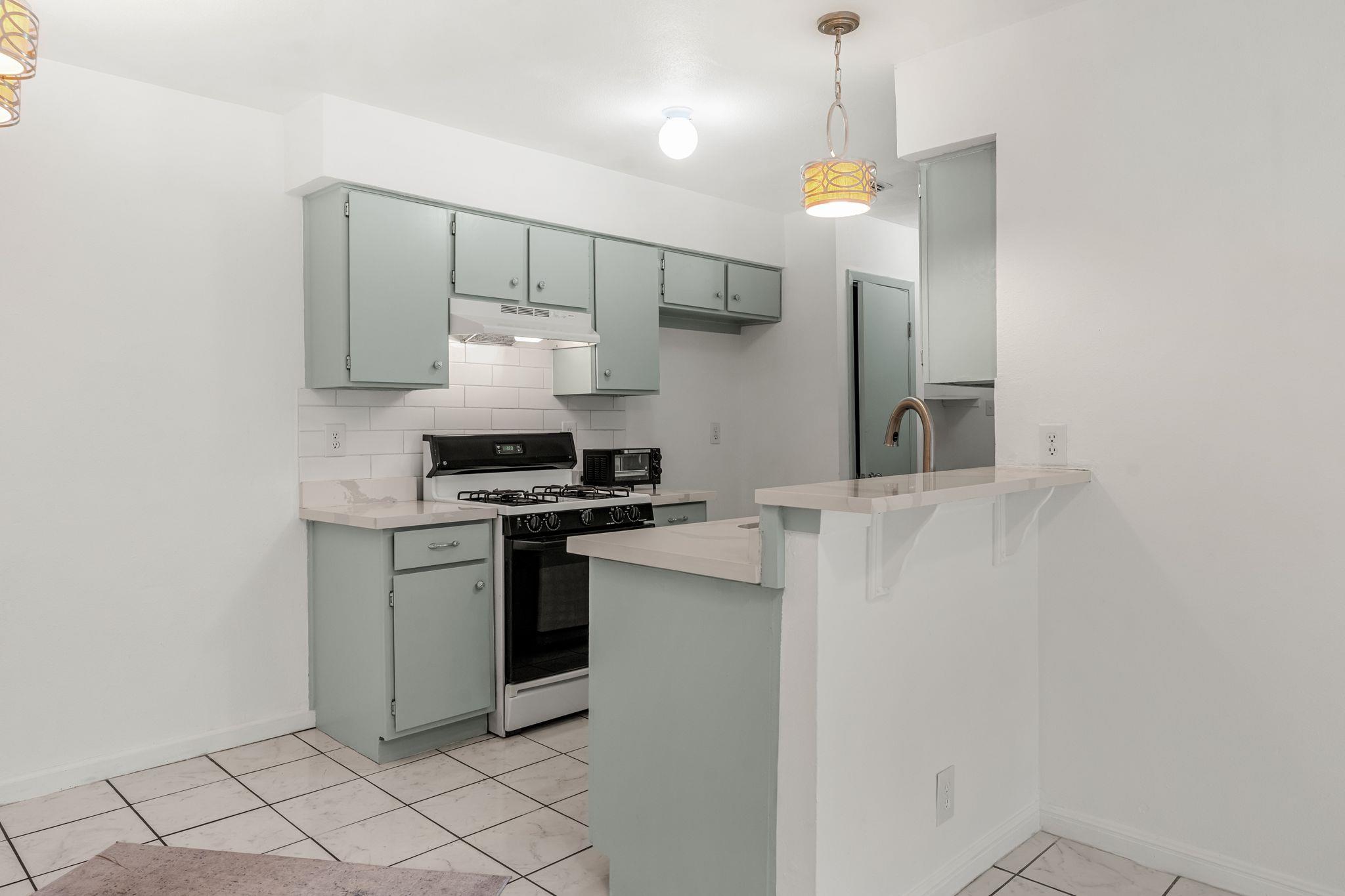 2501 Teri Rd #b Property Photo 2