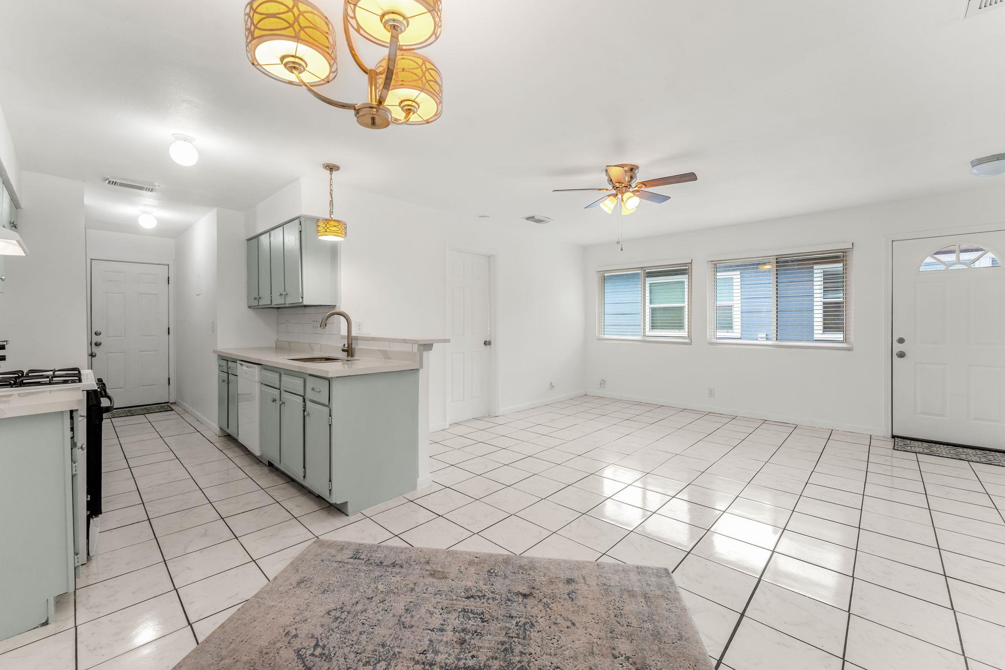 2501 Teri Rd #b Property Photo 8
