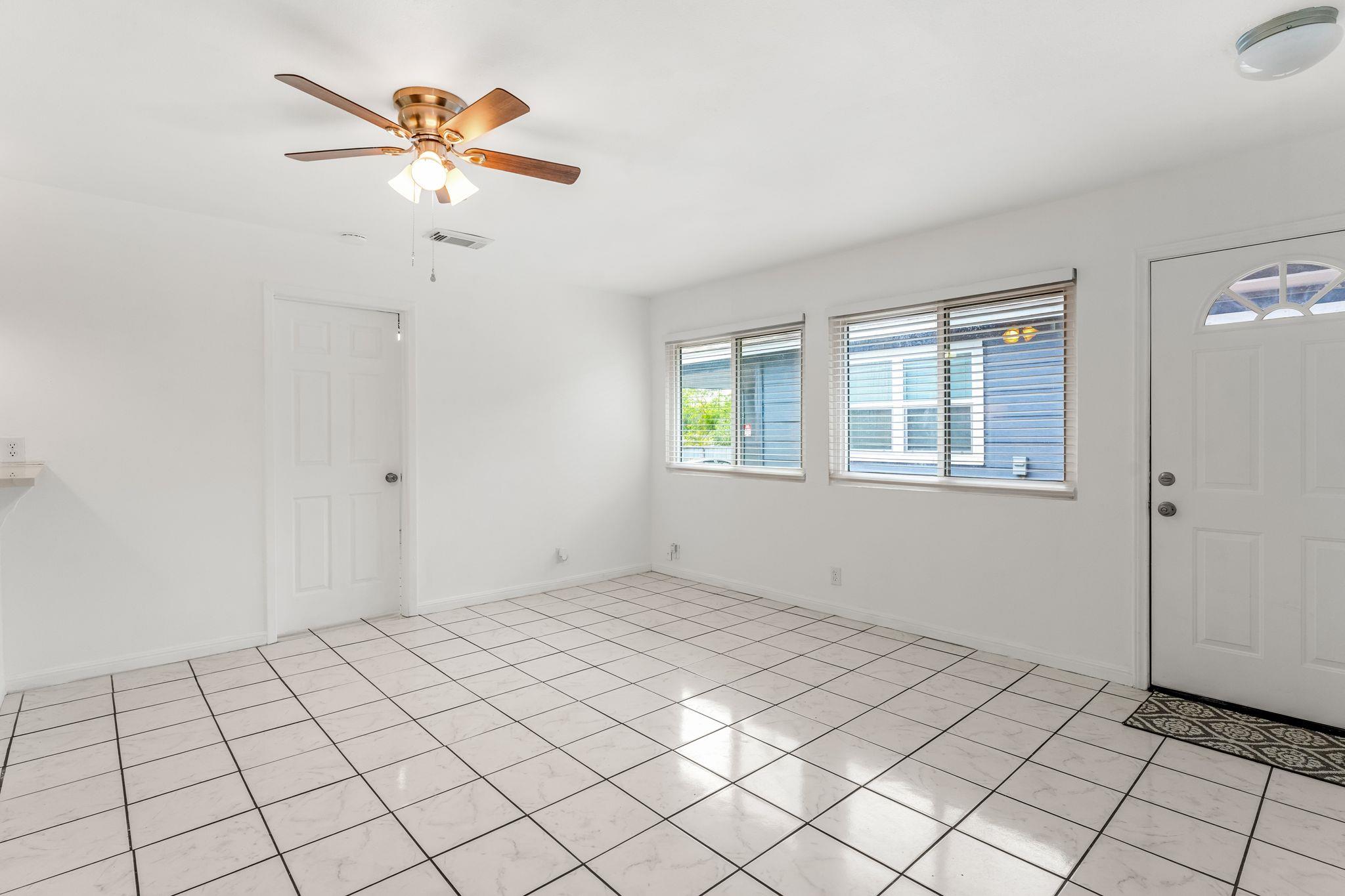 2501 Teri Rd #b Property Photo 9