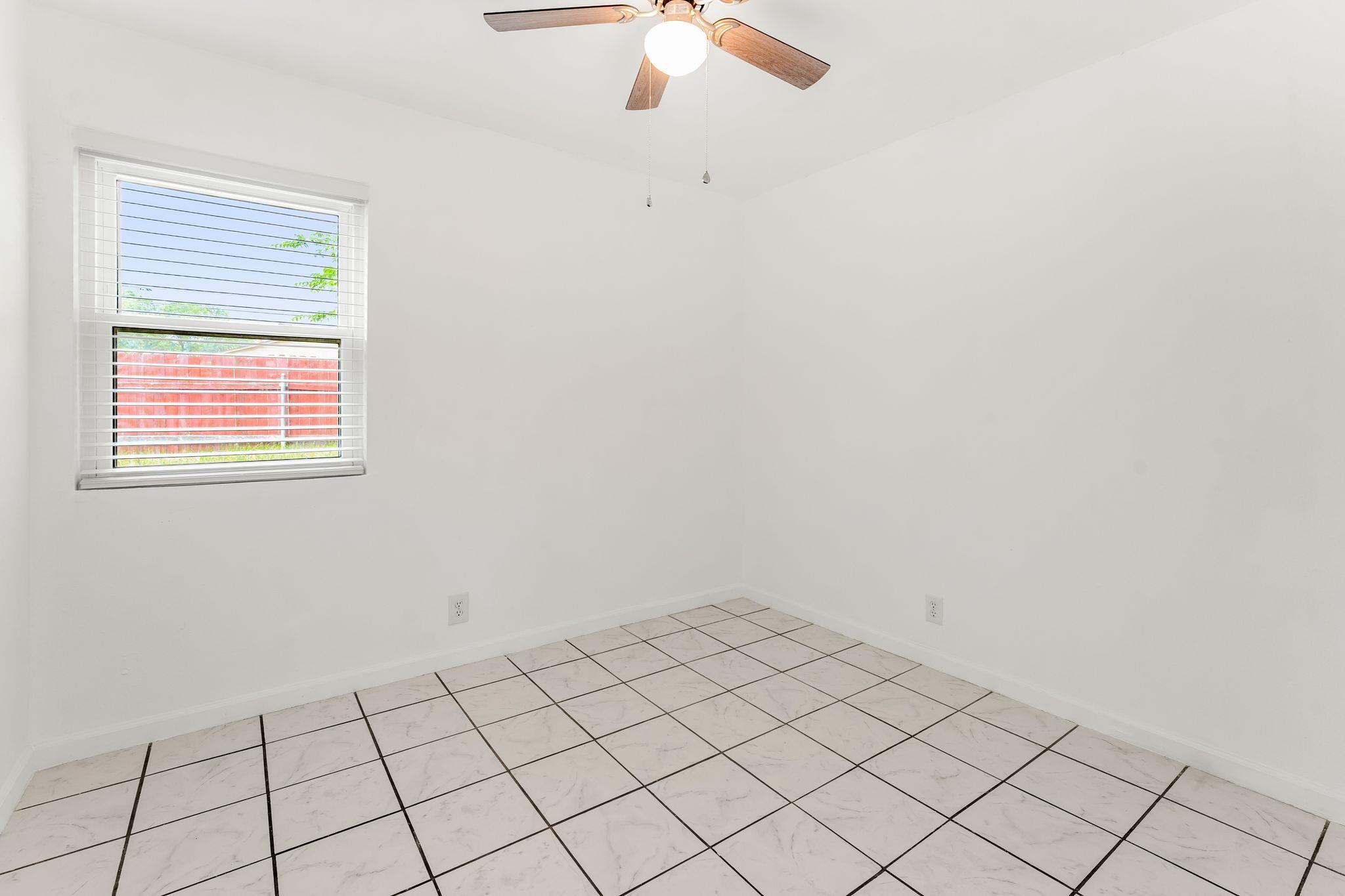 2501 Teri Rd #b Property Photo 13
