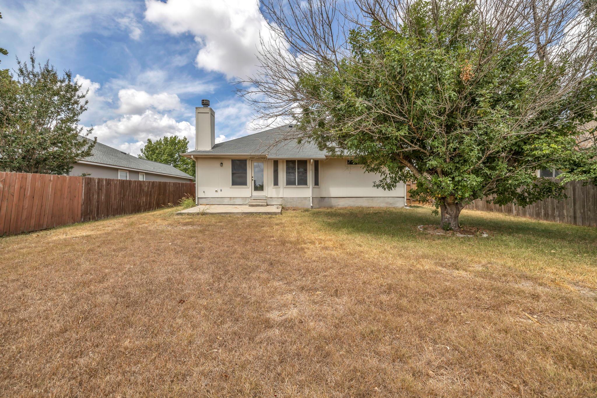 216 Meadowside Dr Property Photo 39
