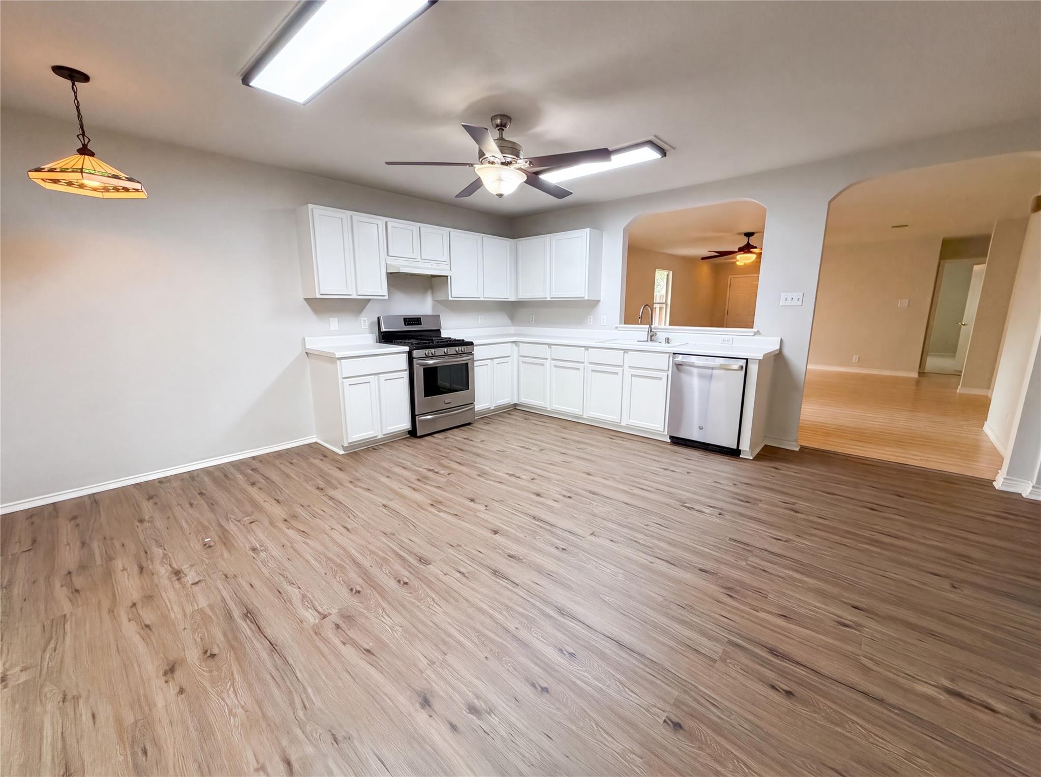 616 Barbara Way Property Photo 2