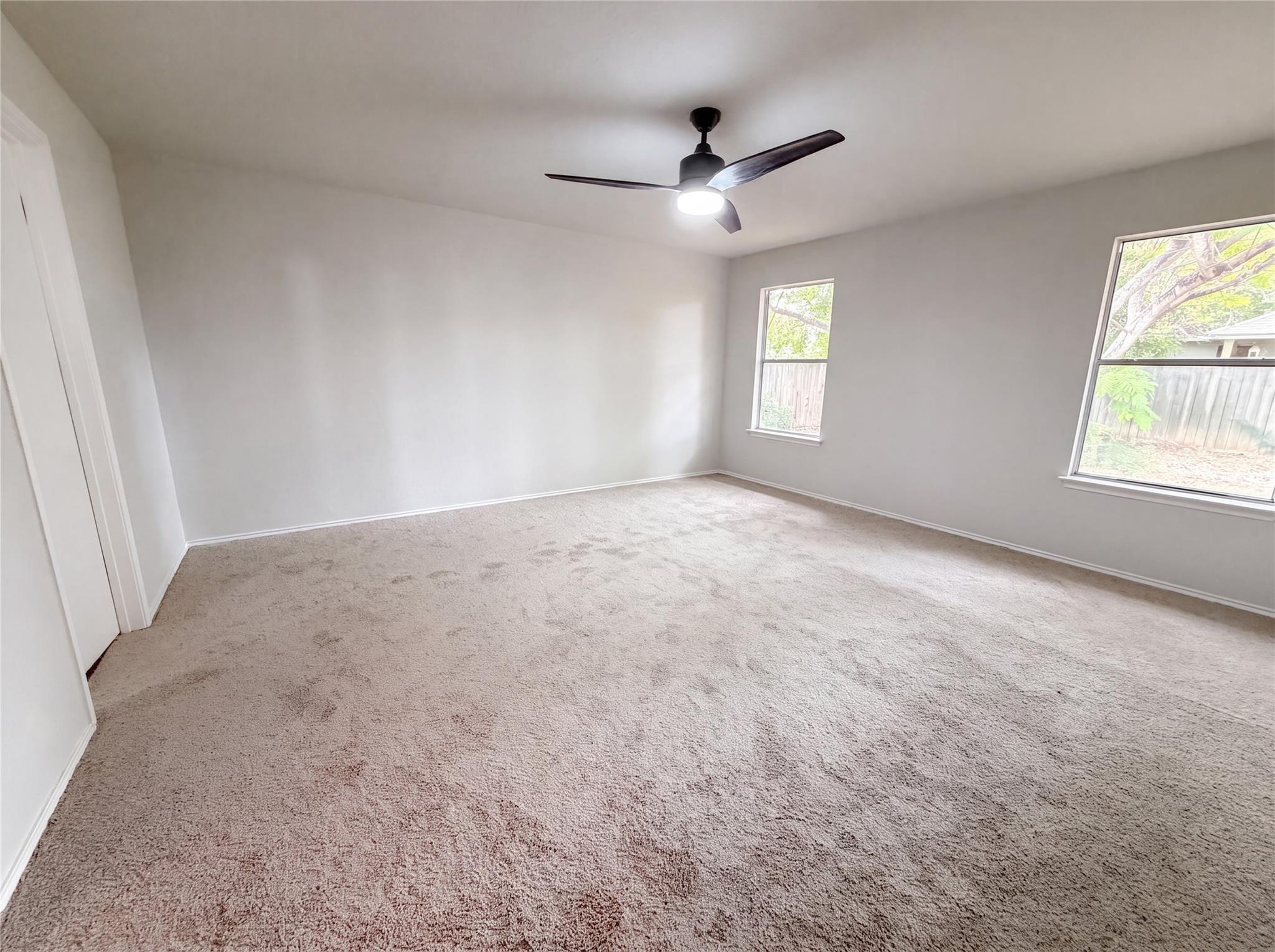 616 Barbara Way Property Photo 4