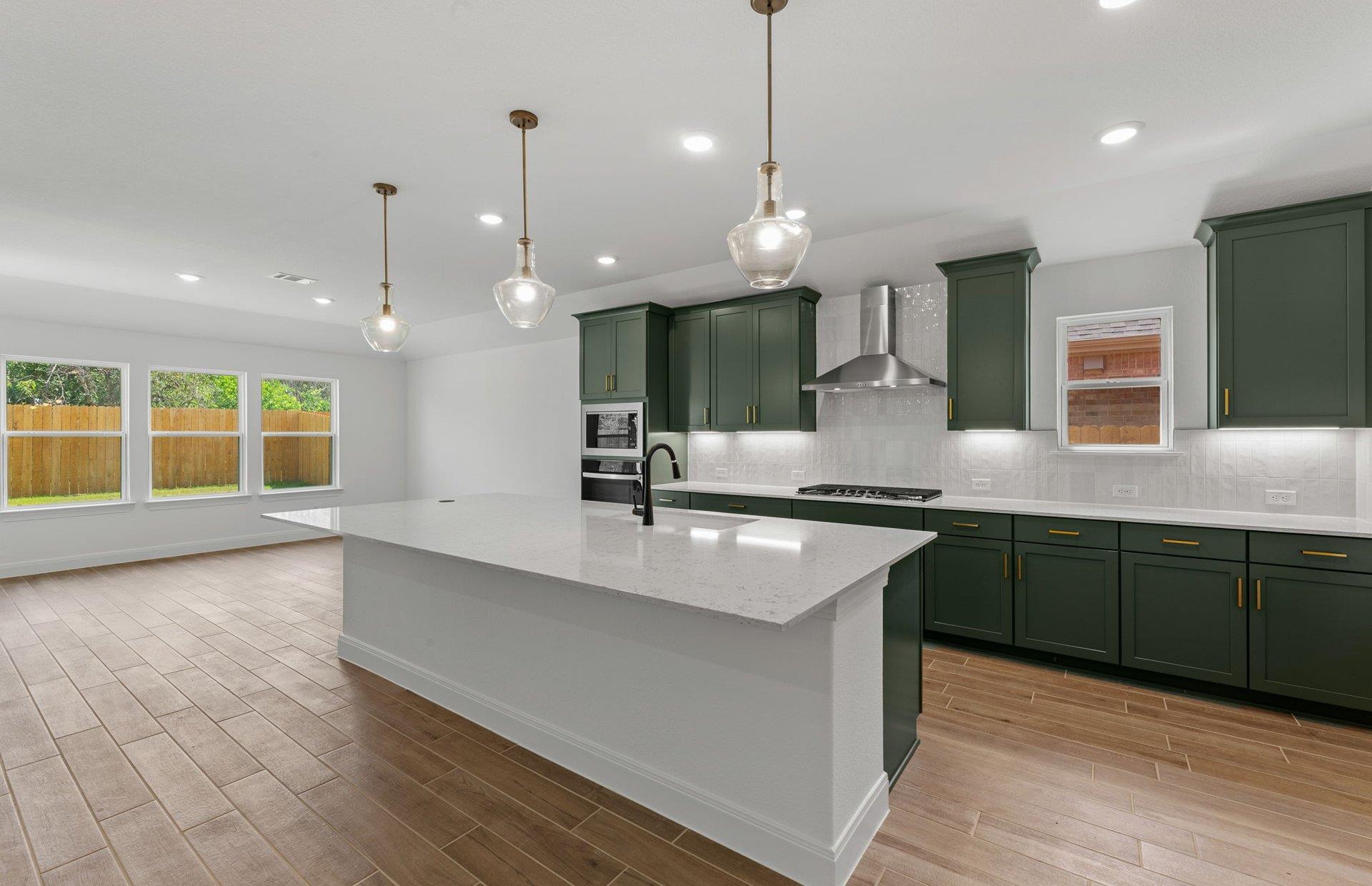 296 Muddy Creek Way Property Photo 4