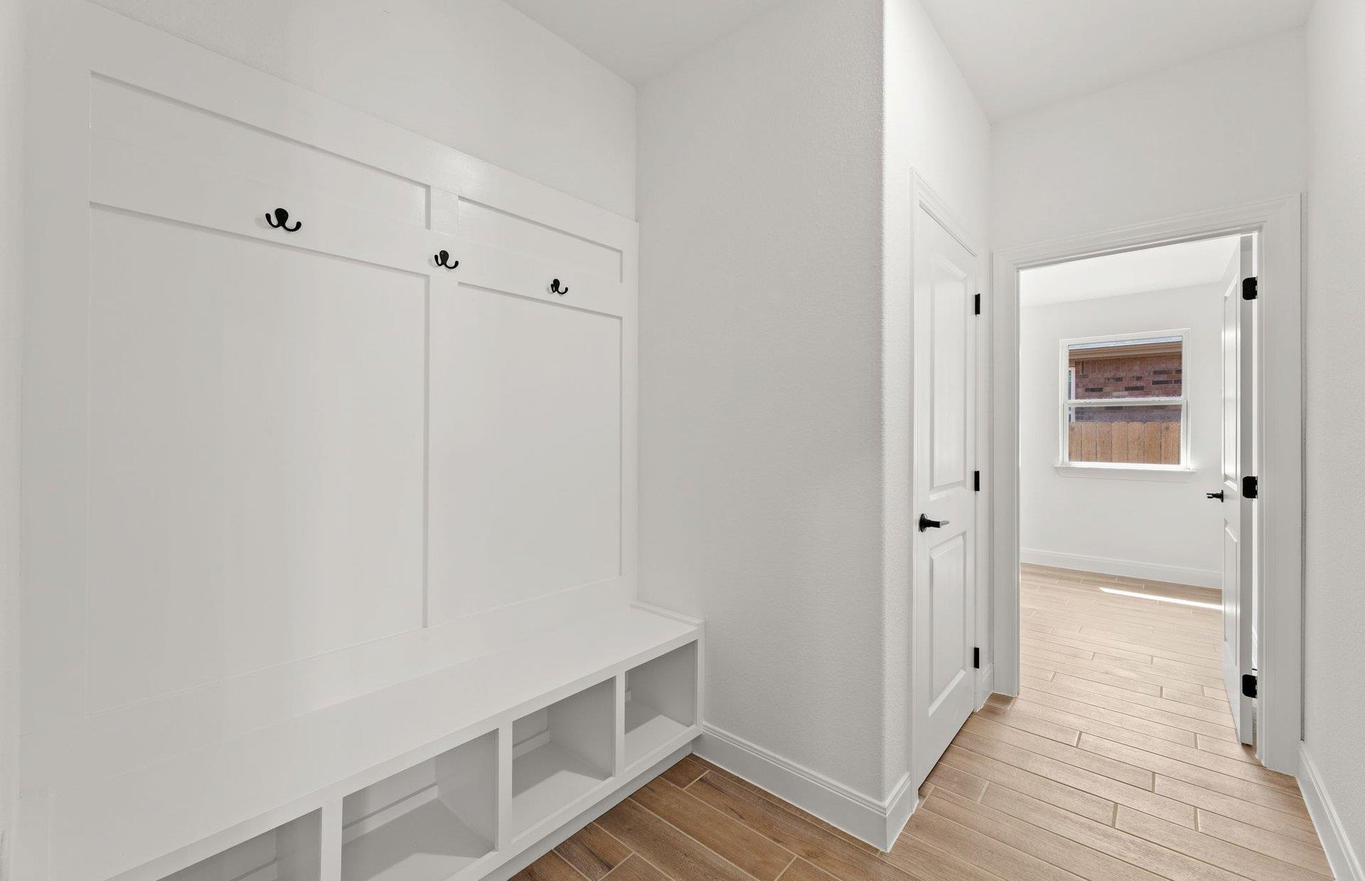 296 Muddy Creek Way Property Photo 12