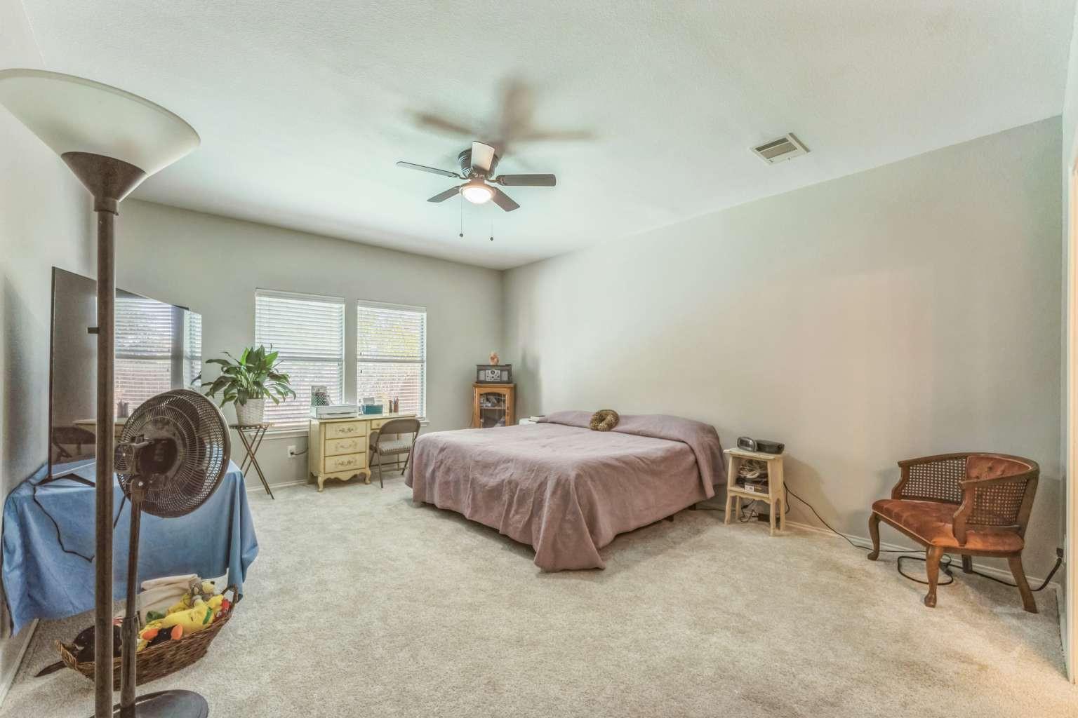 1515 Kothman Dr Property Photo 21