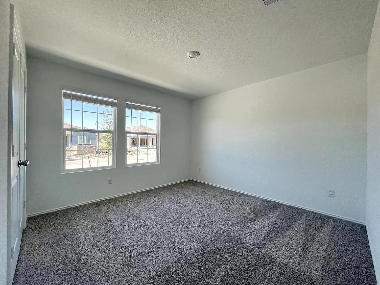 104 Ulmus St Property Photo 11