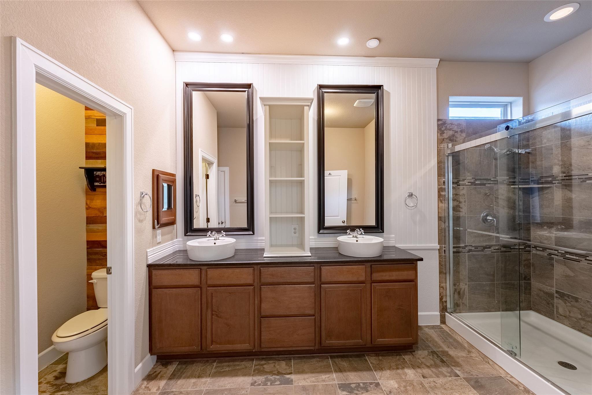 633 Cerezo Dr Property Photo 18
