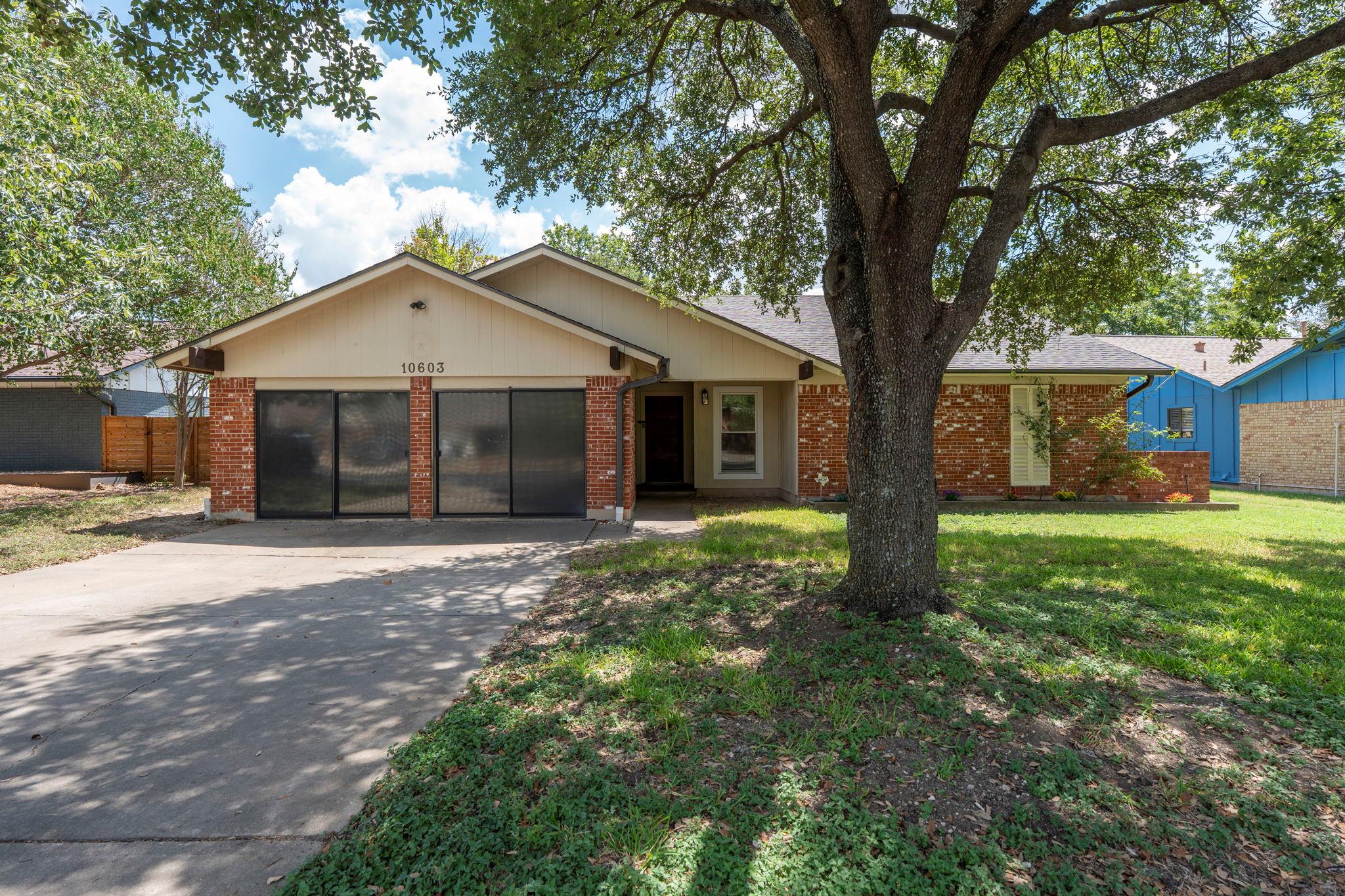 10603 Parkfield Dr Property Photo 1