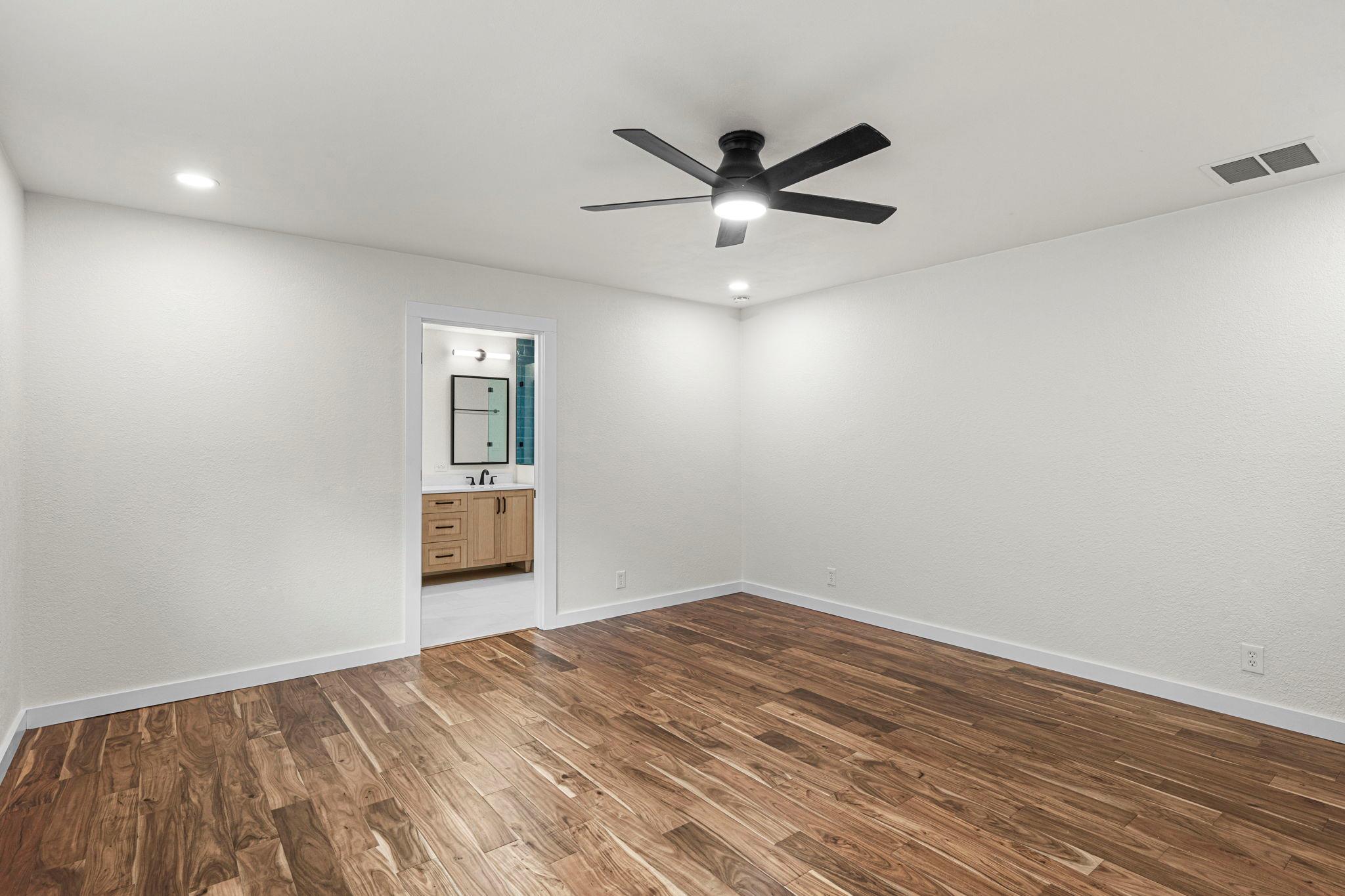 10603 Parkfield Dr Property Photo 14