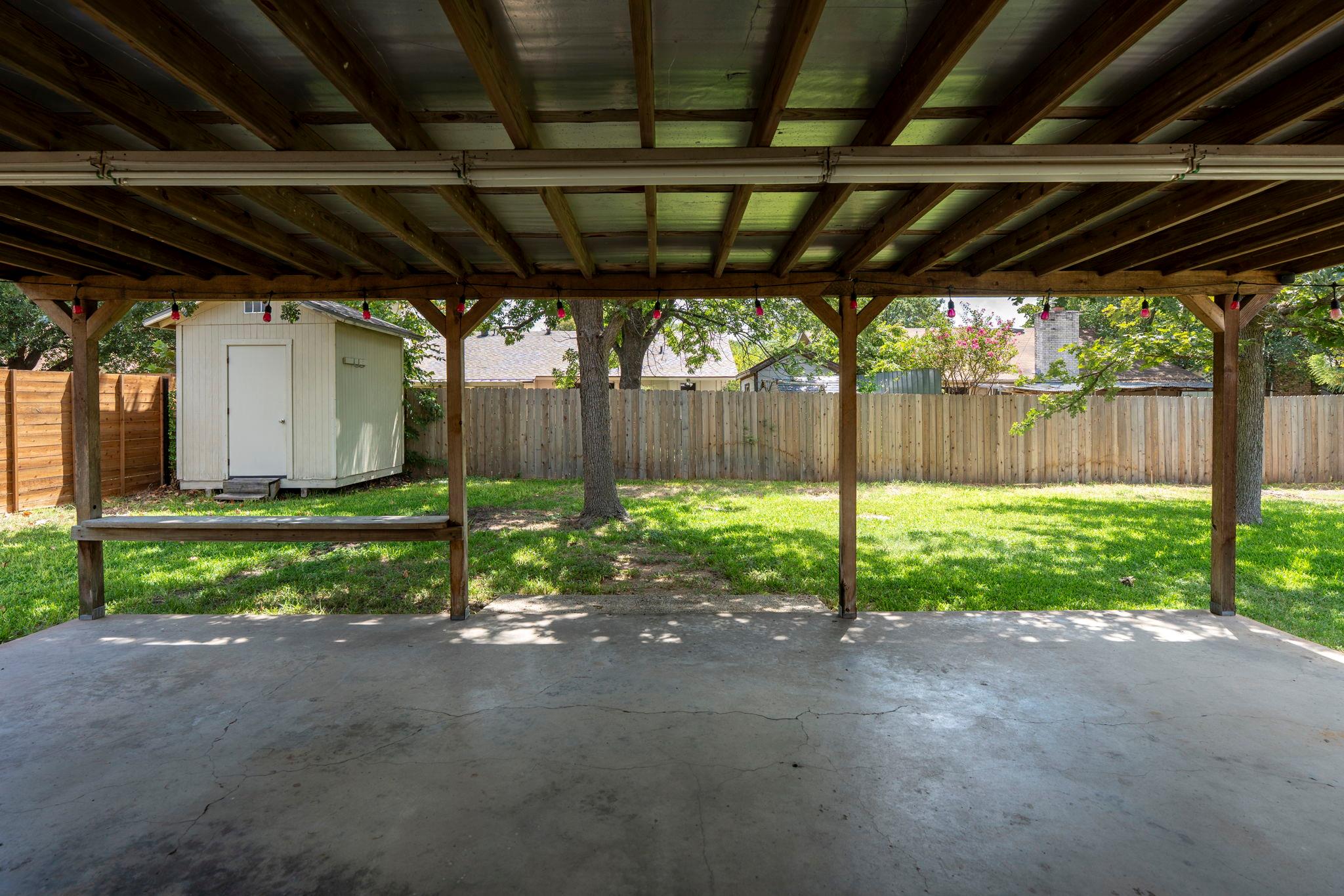 10603 Parkfield Dr Property Photo 21