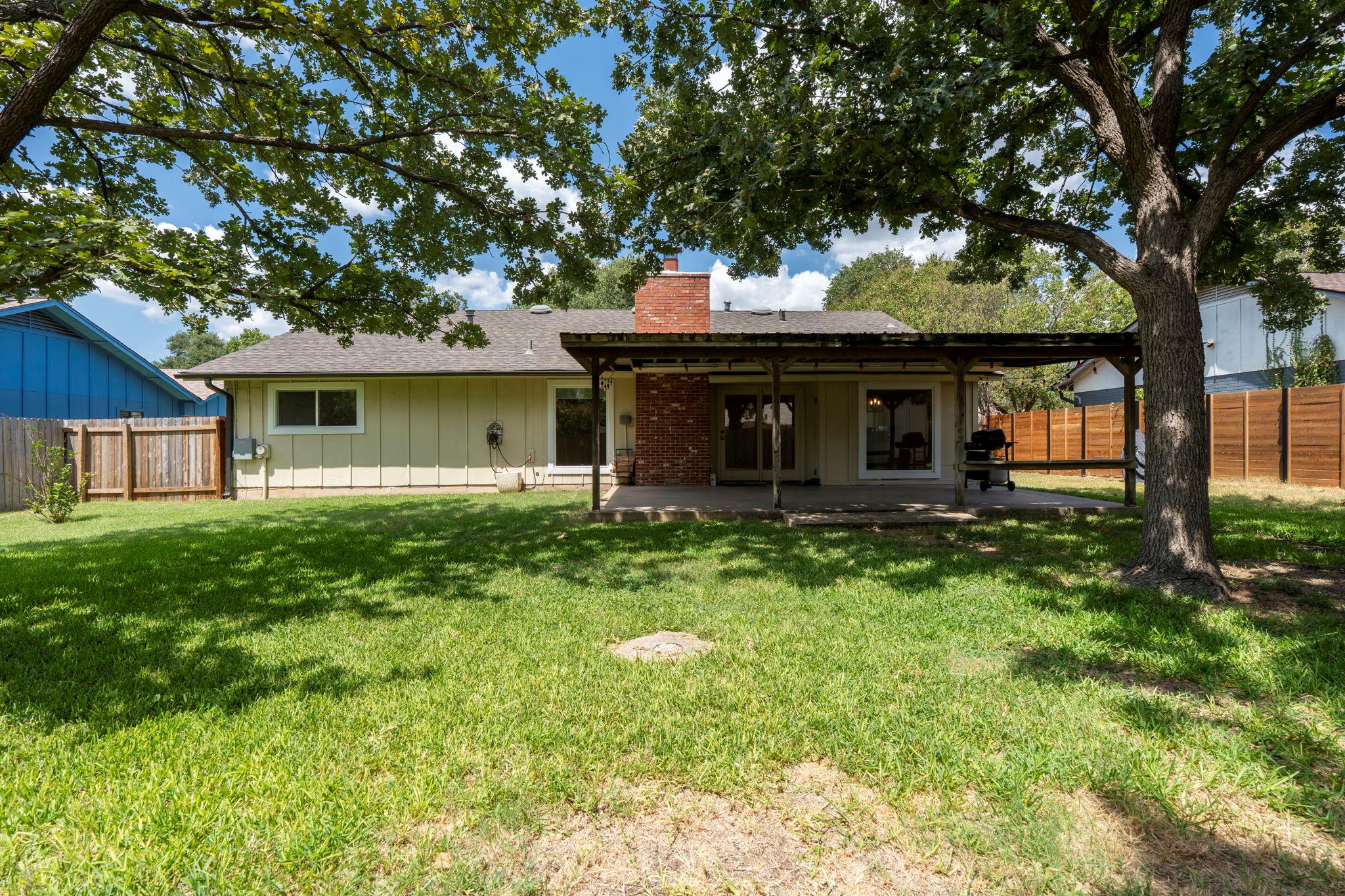 10603 Parkfield Dr Property Photo 24