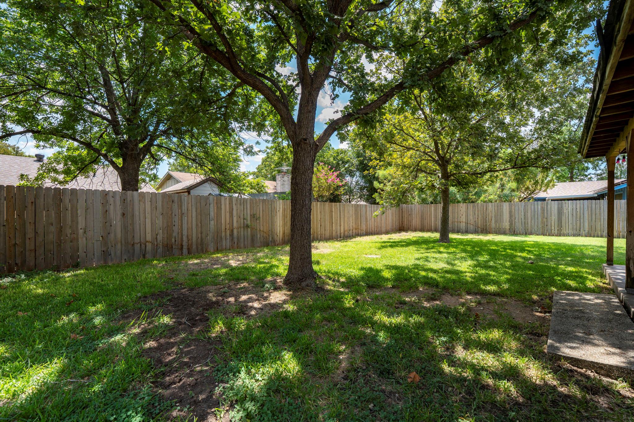 10603 Parkfield Dr Property Photo 28