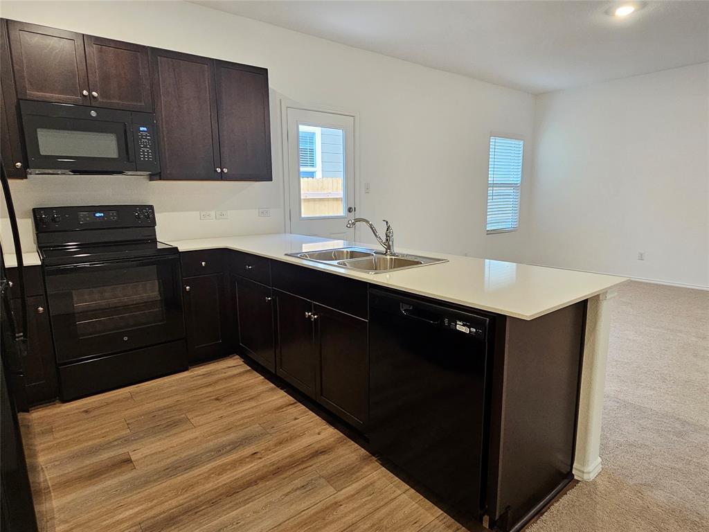 128 Dollars Dr Property Photo 12