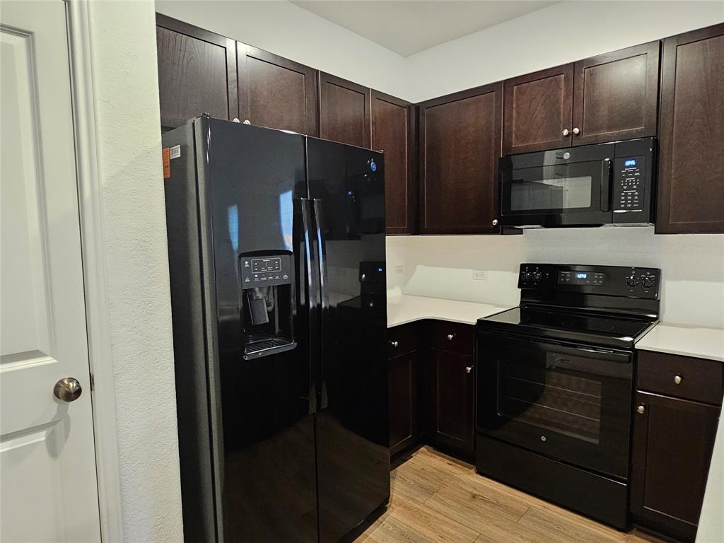 128 Dollars Dr Property Photo 14