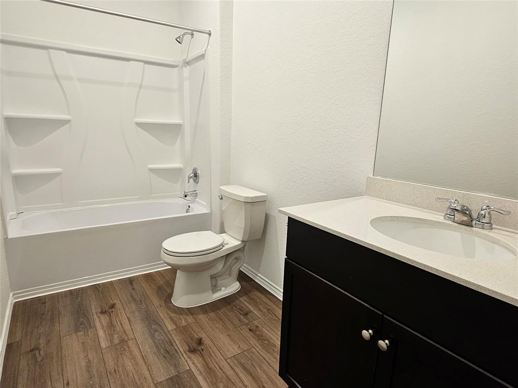 128 Dollars Dr Property Photo 25