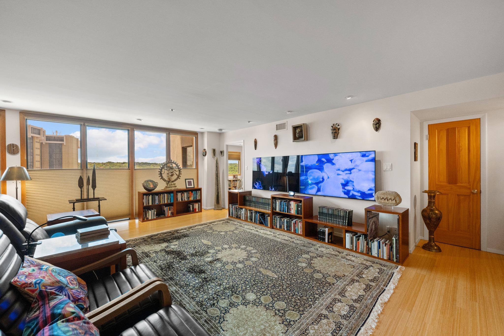 40 N Interstate 35 None #7d4 Property Photo 2