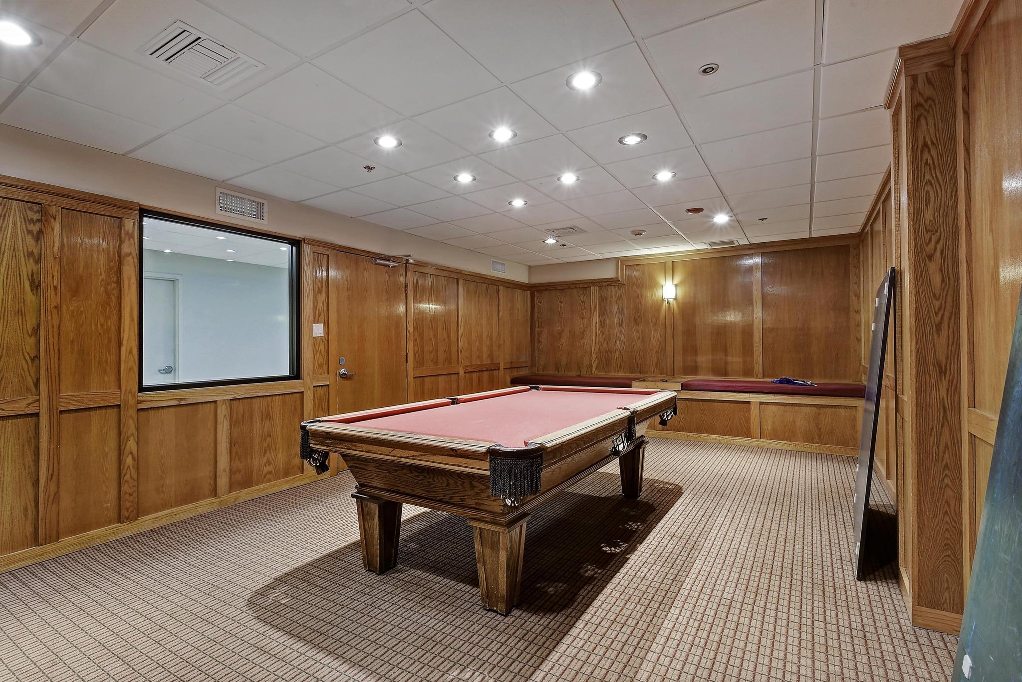 40 N Interstate 35 None #7d4 Property Photo 26