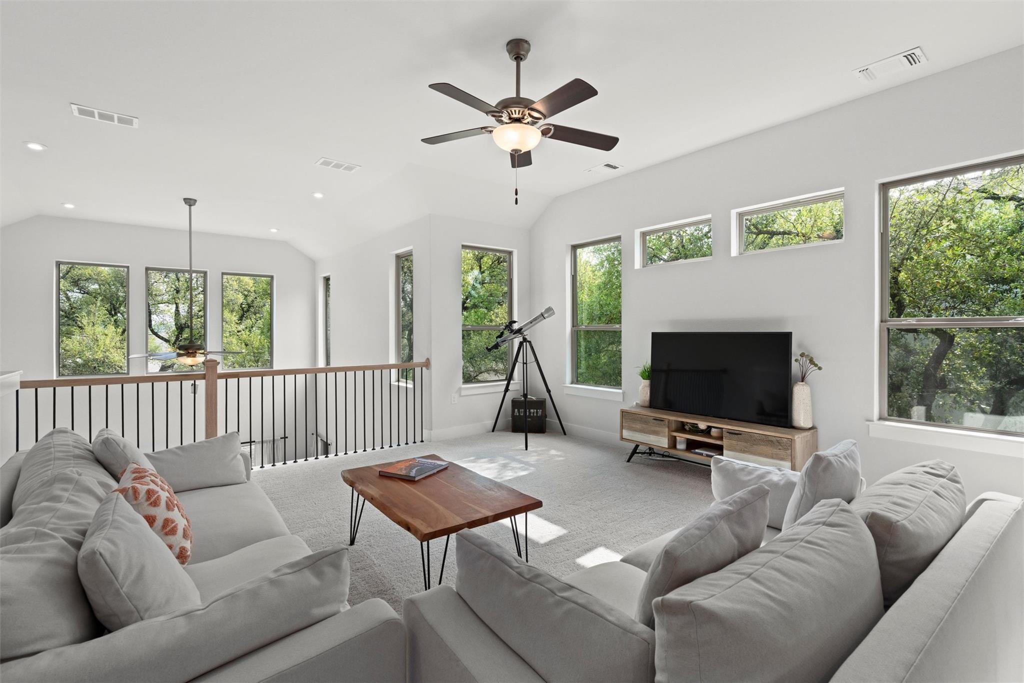 1213 Silver Dollar Trl Property Photo 22